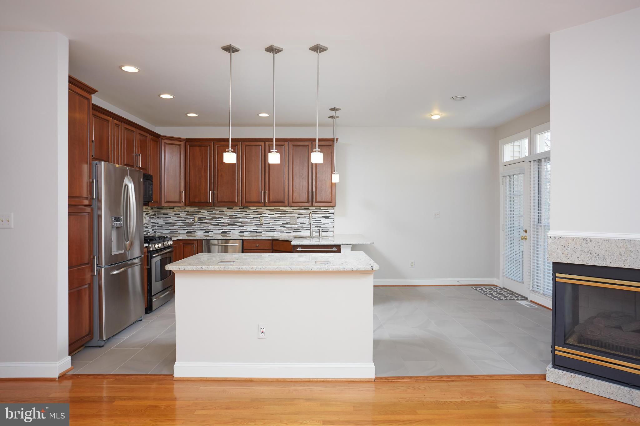 VIRGINIA CENTER - Residential