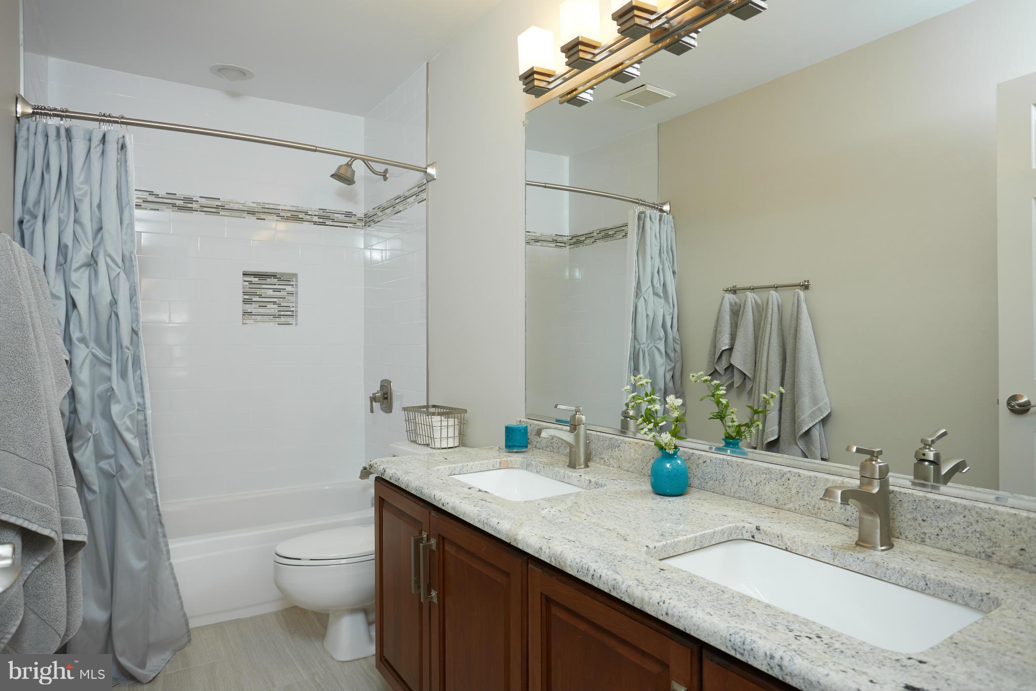 VIRGINIA CENTER - Residential