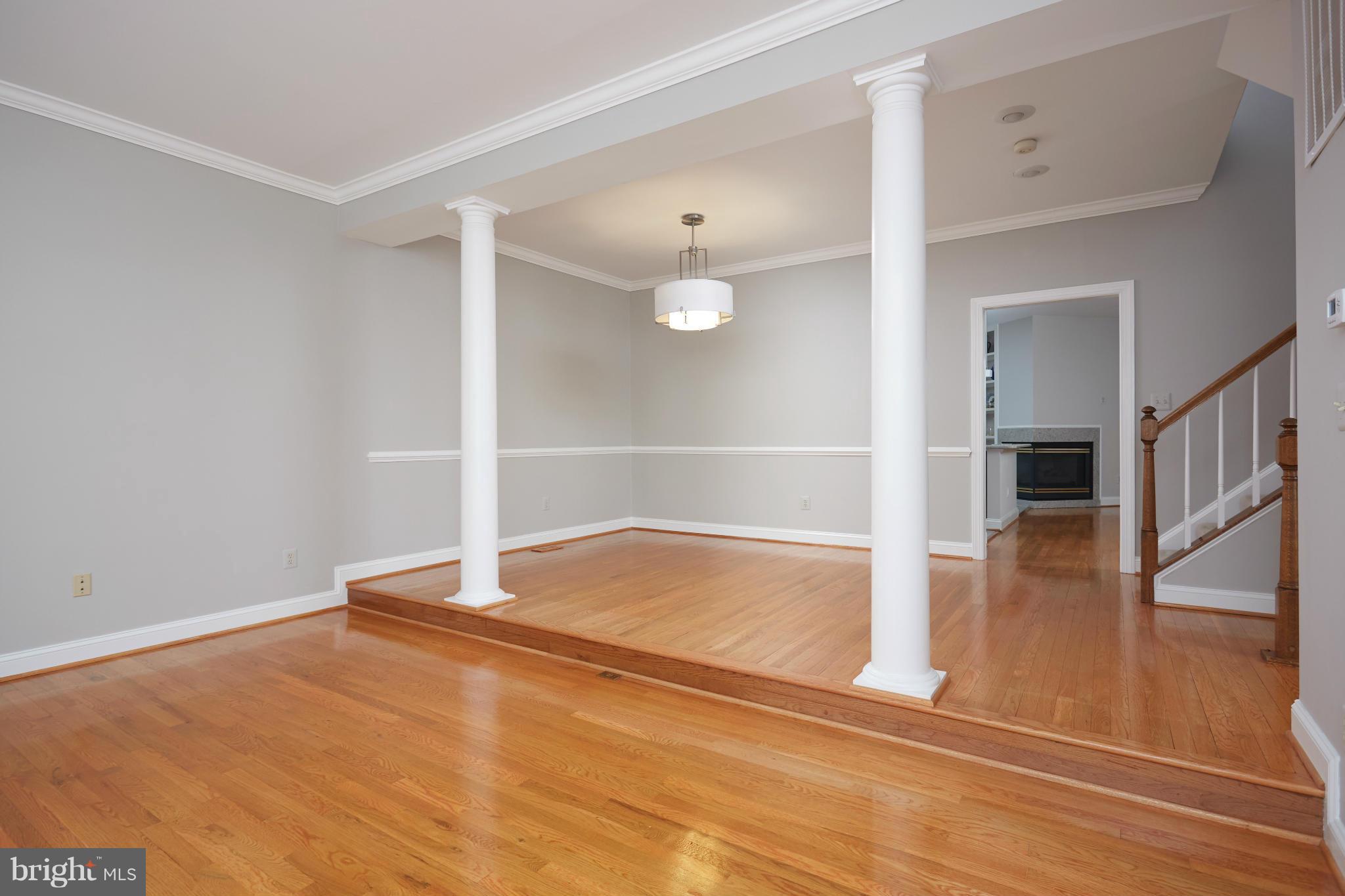 VIRGINIA CENTER - Residential