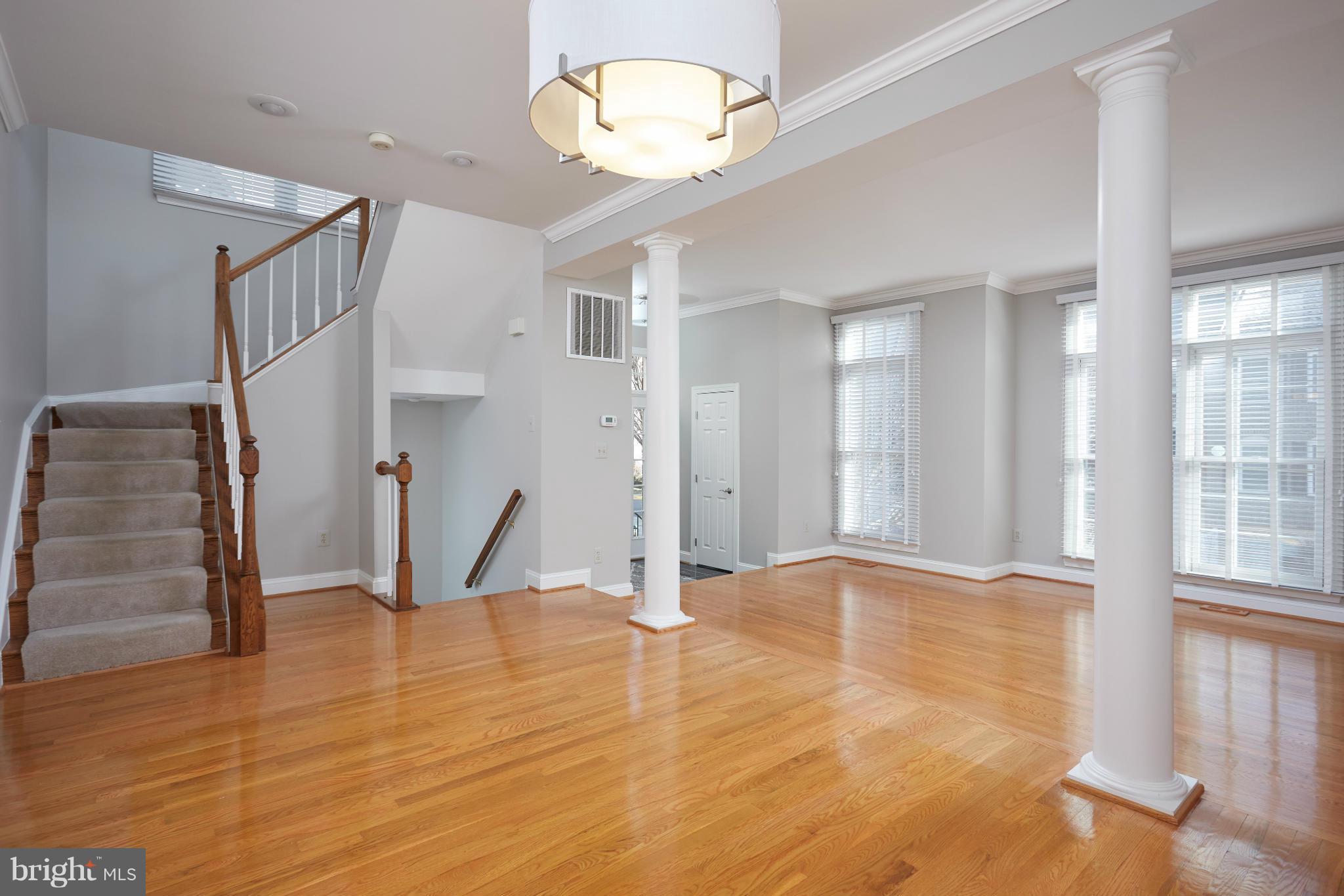 VIRGINIA CENTER - Residential