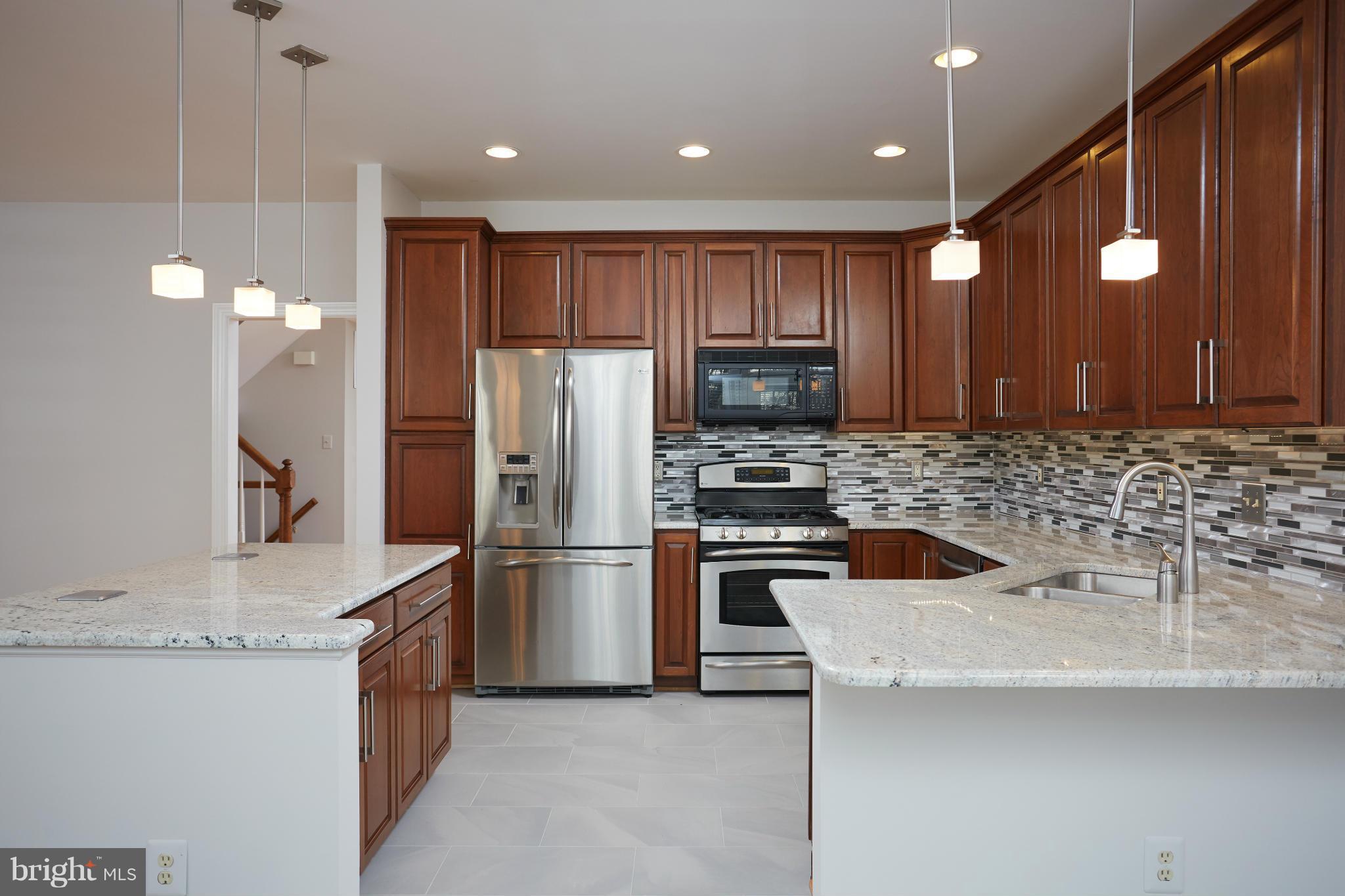 VIRGINIA CENTER - Residential