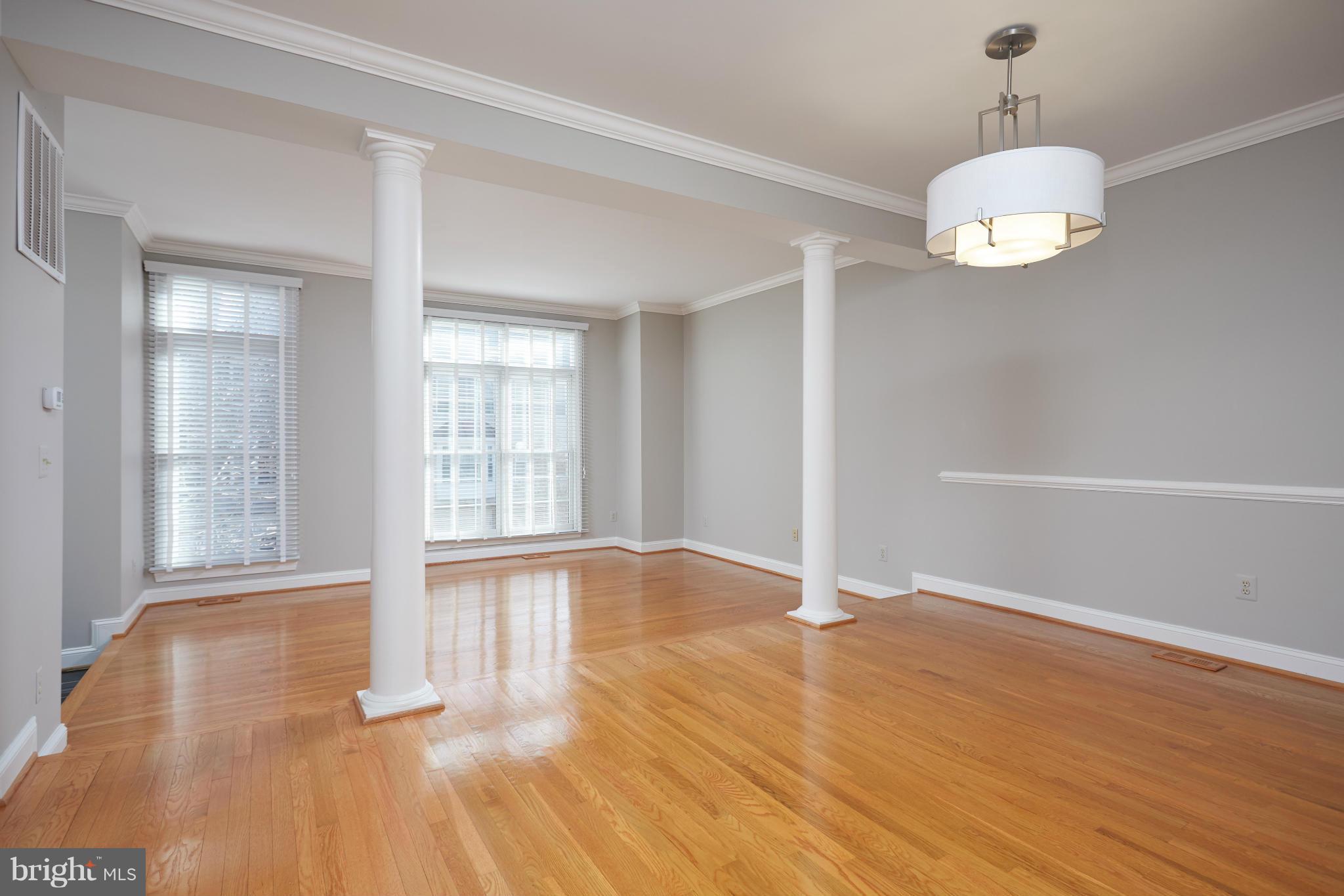VIRGINIA CENTER - Residential