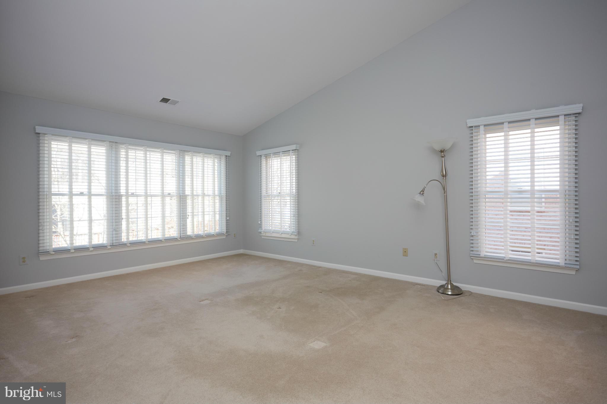 VIRGINIA CENTER - Residential
