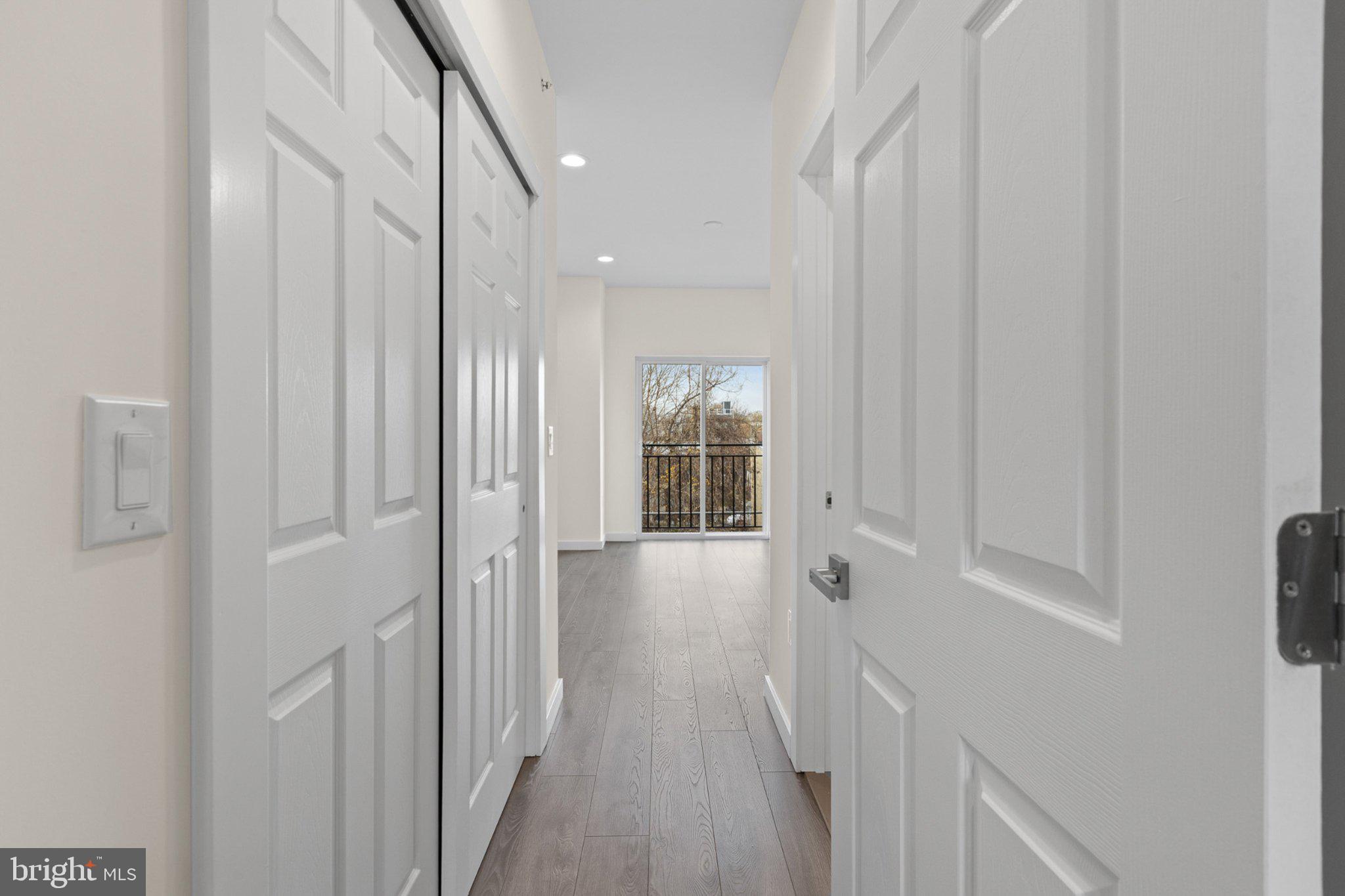 NORRIS SQUARE - Residential