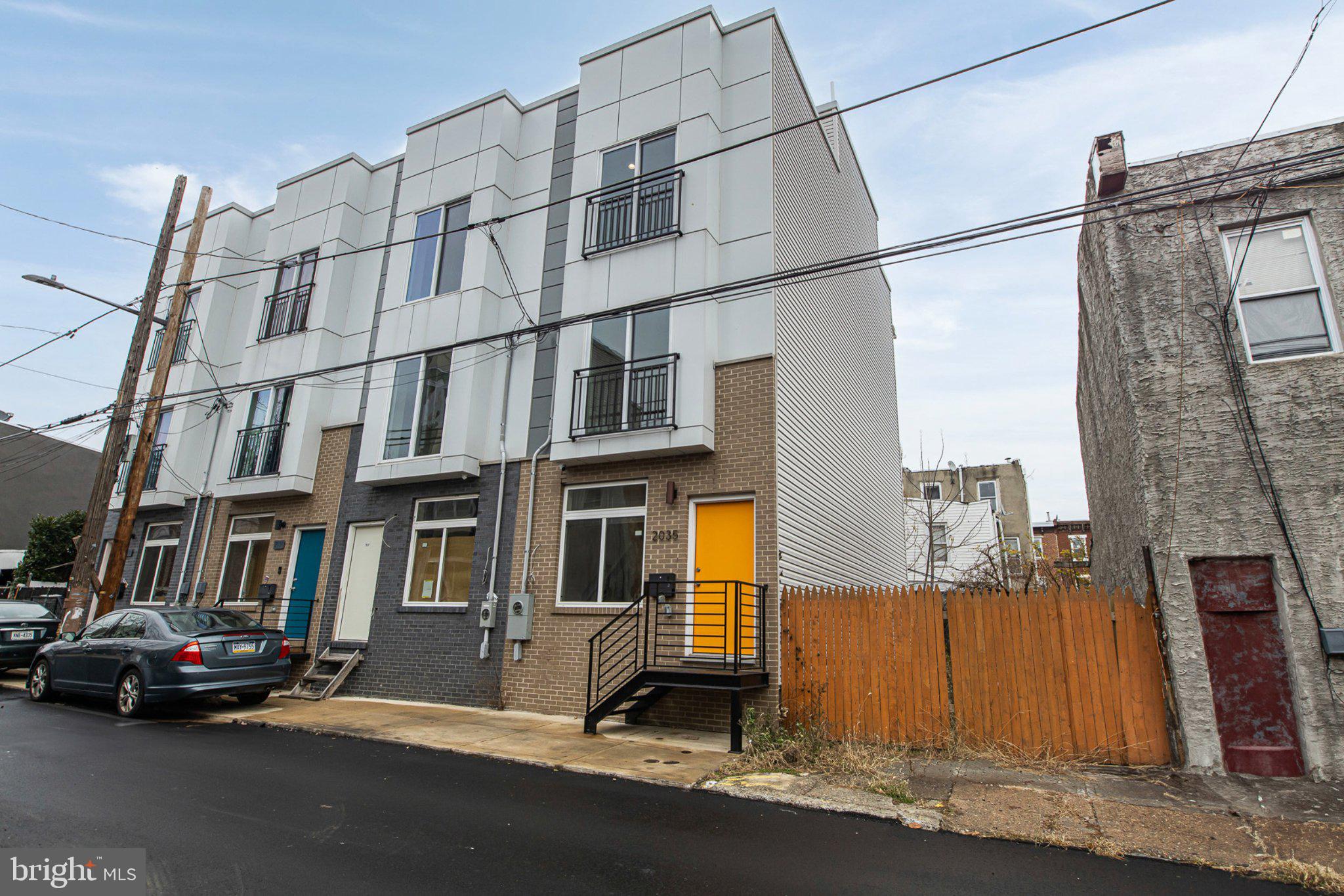 NORRIS SQUARE - Residential