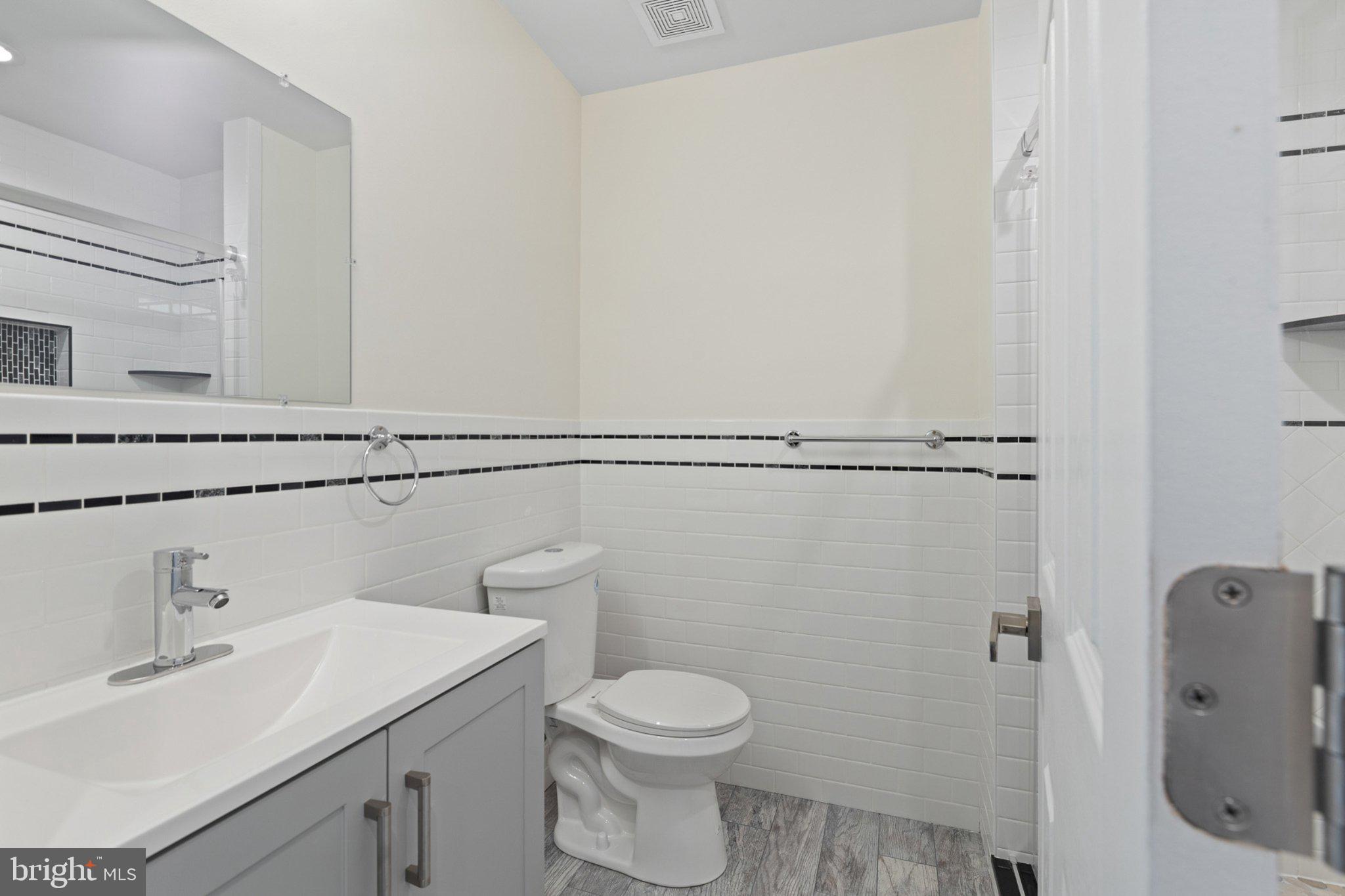 NORRIS SQUARE - Residential