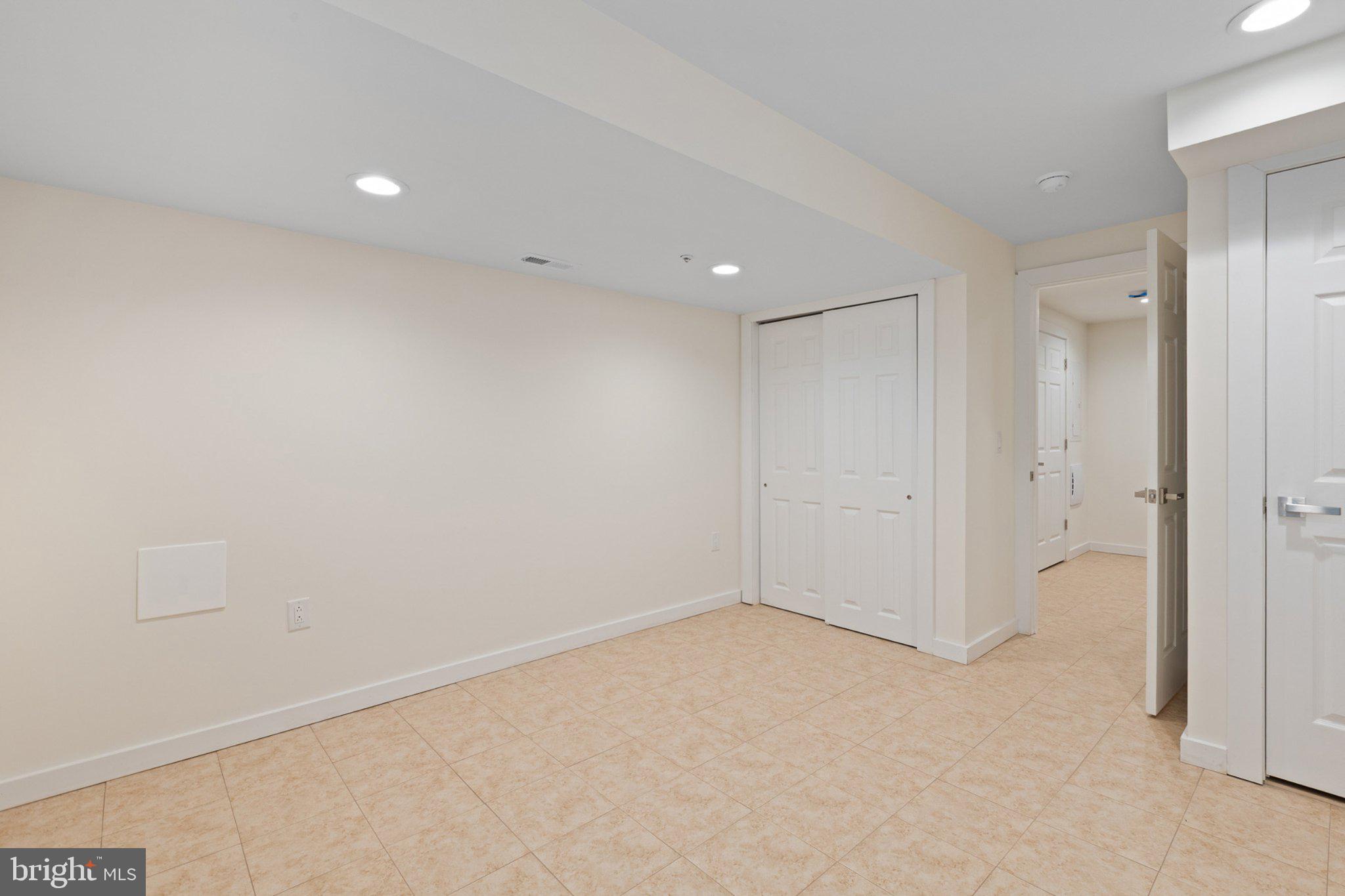 NORRIS SQUARE - Residential