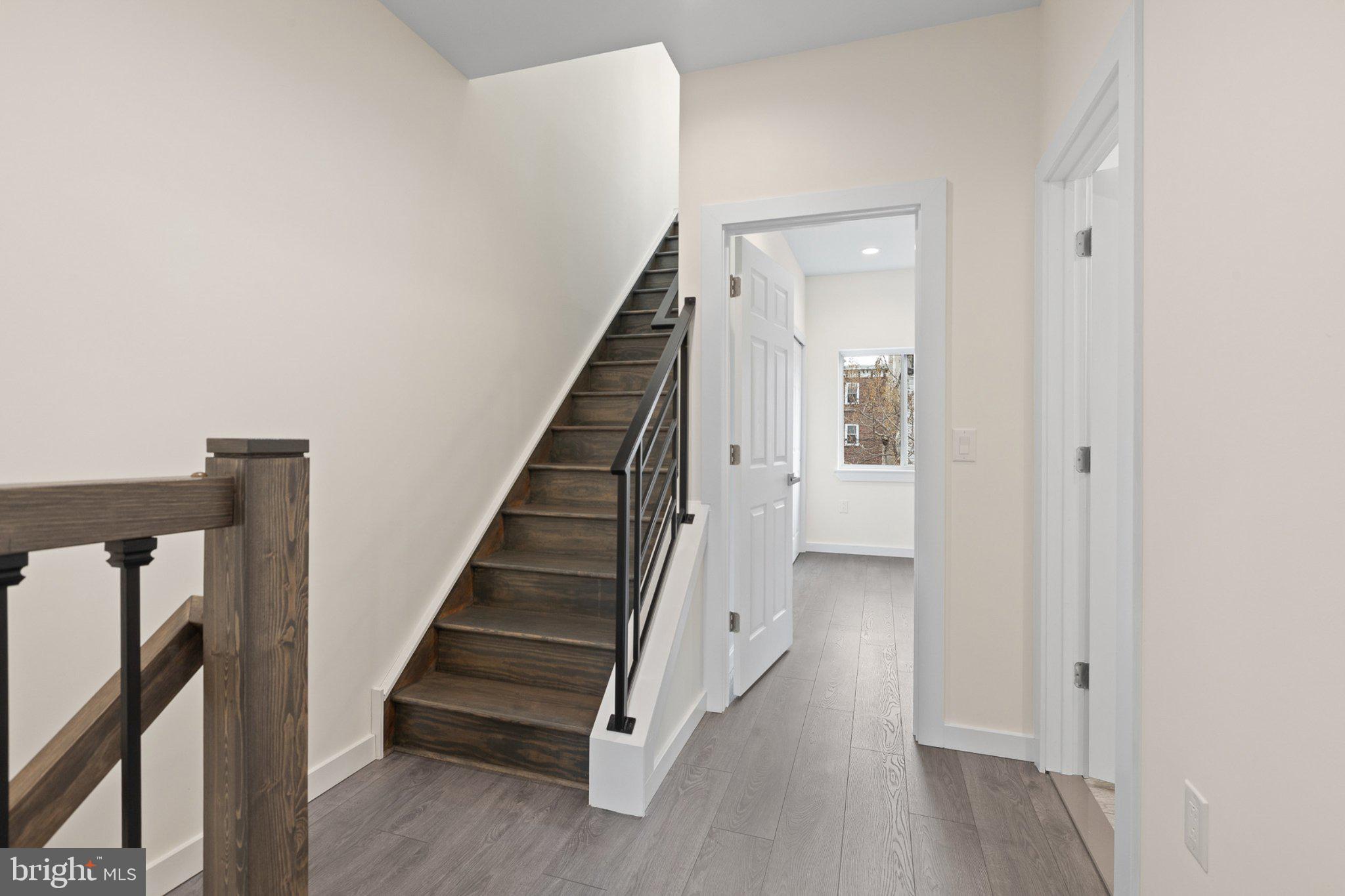NORRIS SQUARE - Residential