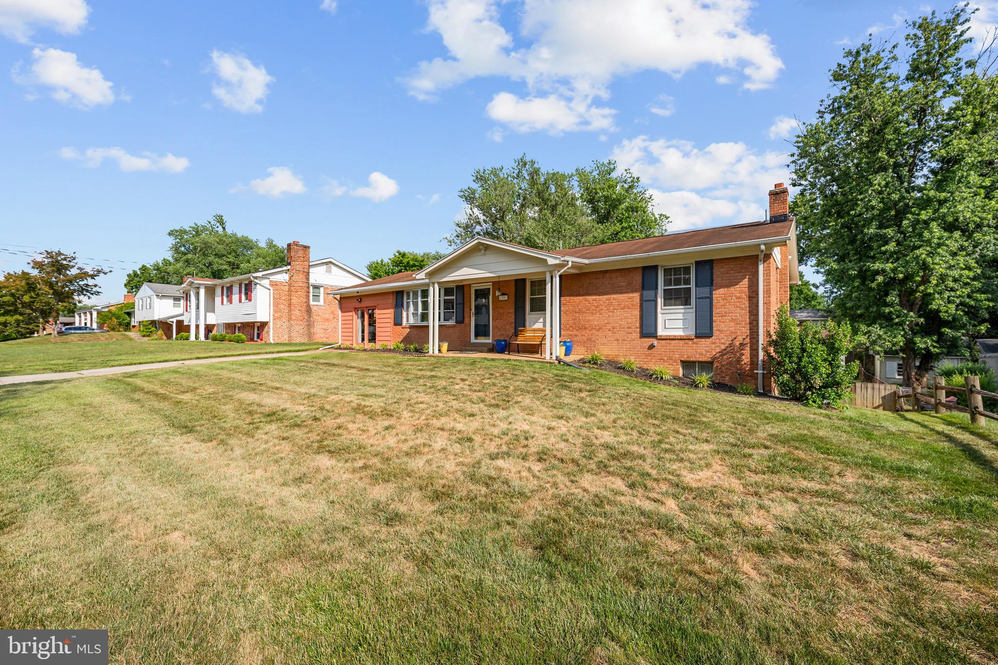 BROOKE JANE MANOR - Residential