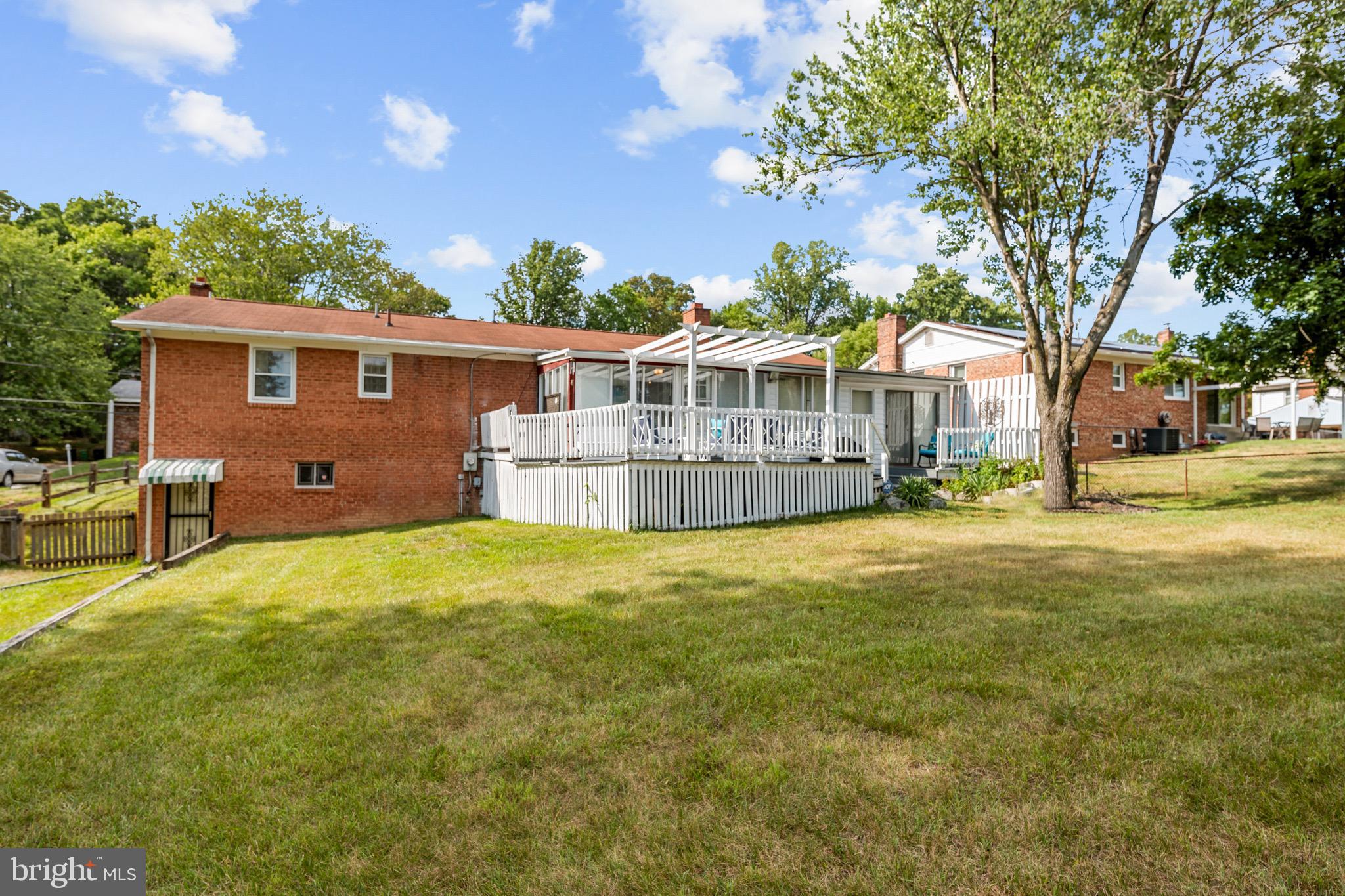 BROOKE JANE MANOR - Residential