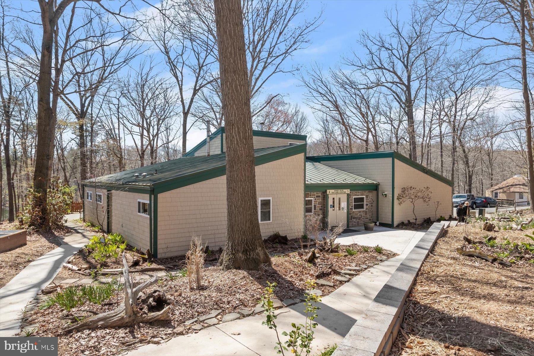 NELLS ACRES - Residential