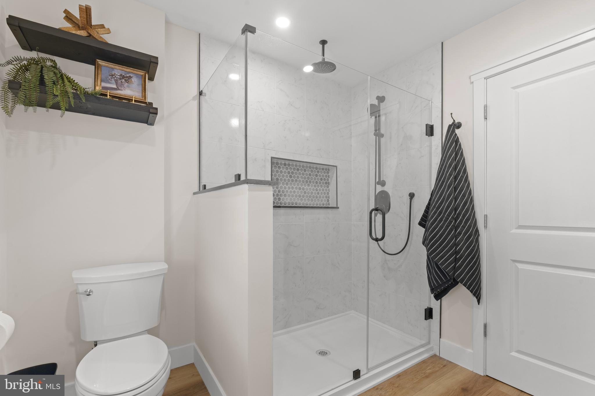 HIDDEN MDWS - Residential