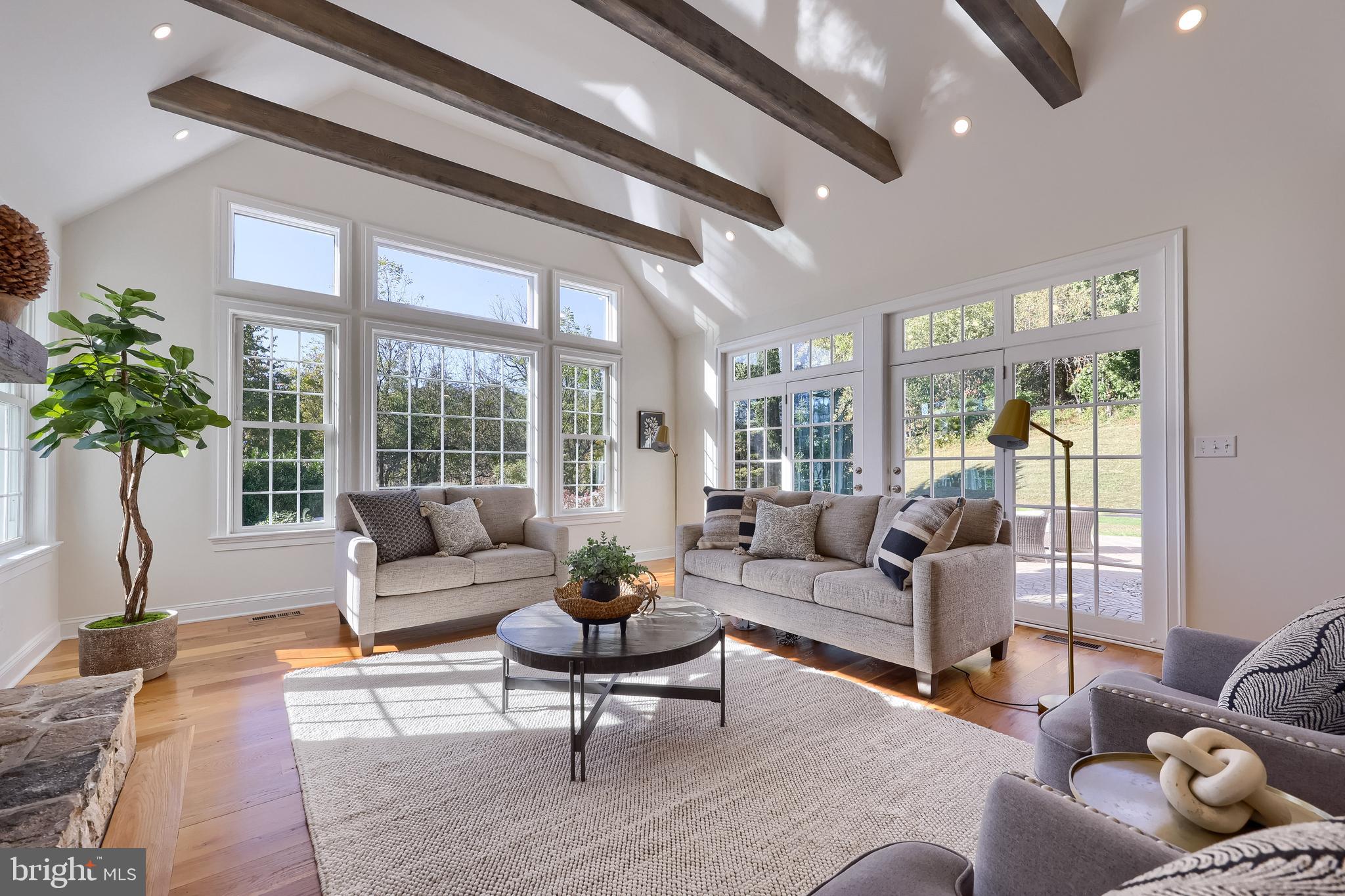 WILLOW SPRINGS - Residential