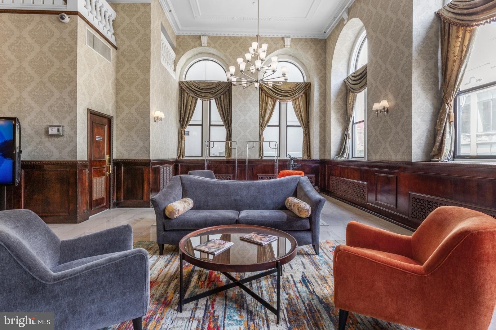 AVENUE OF THE ARTS - Residential Lease