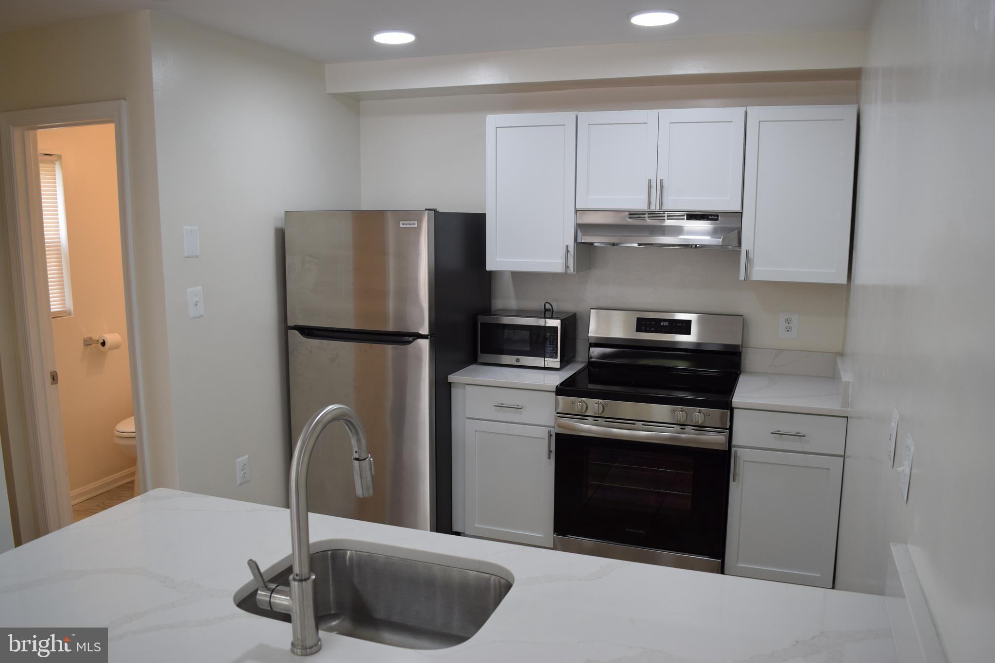 LAKE RIDGE - Residential Lease