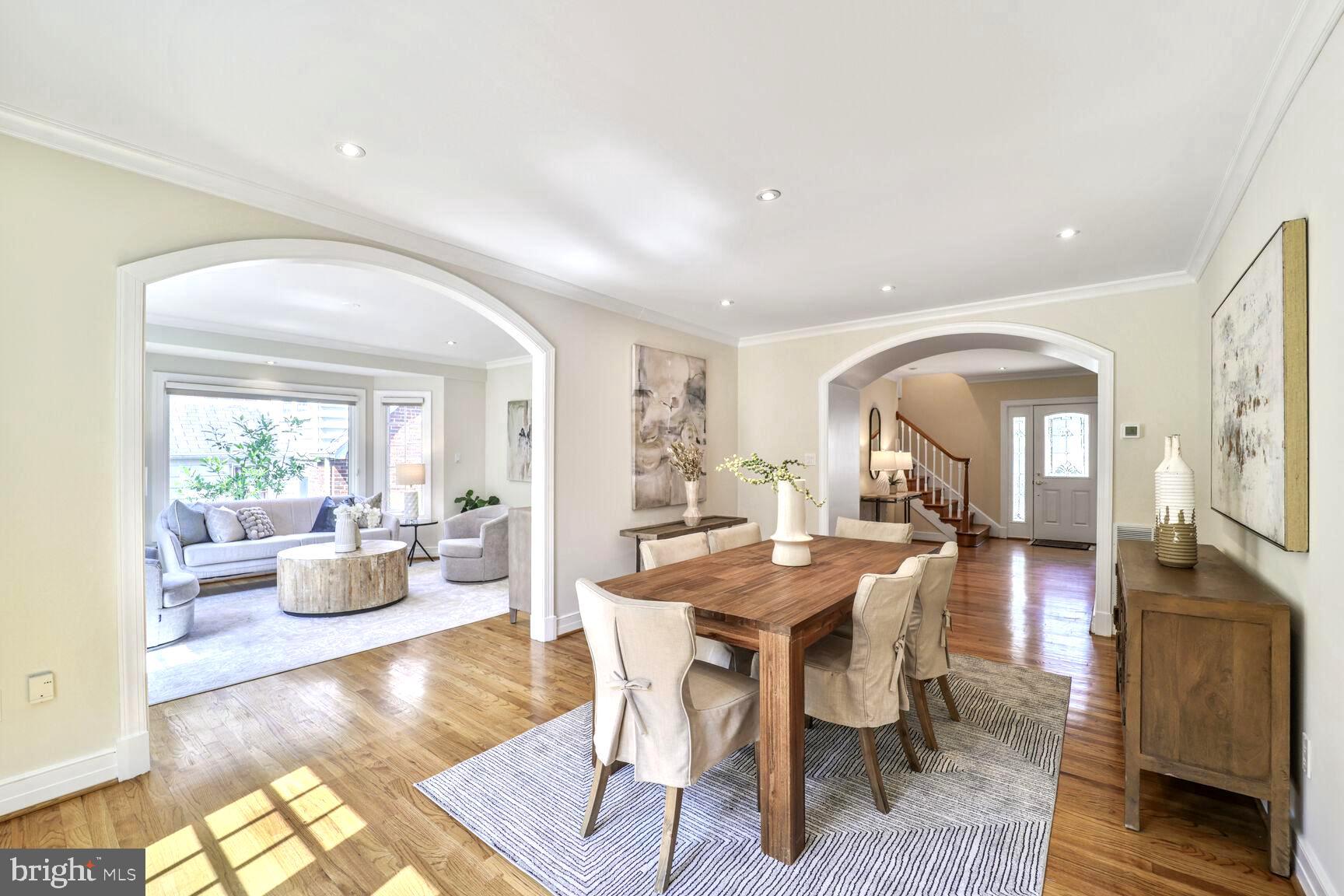 CHEVY CHASE - Residential