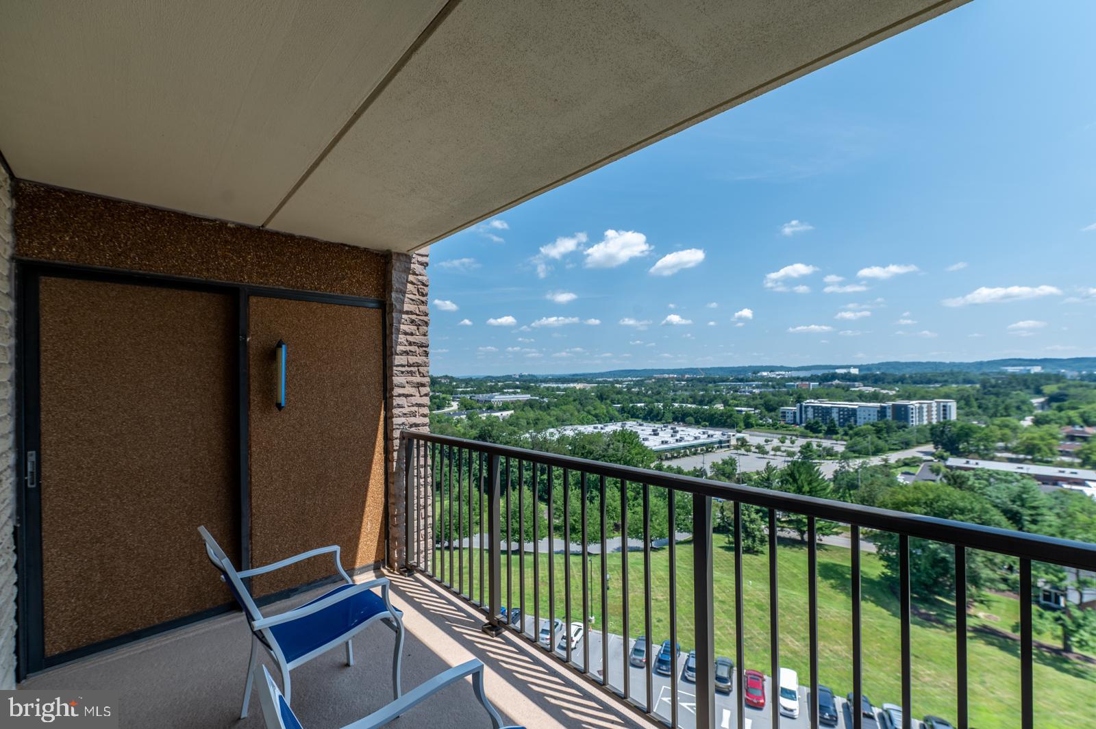 VALLEY FORGE TOWER - Residential