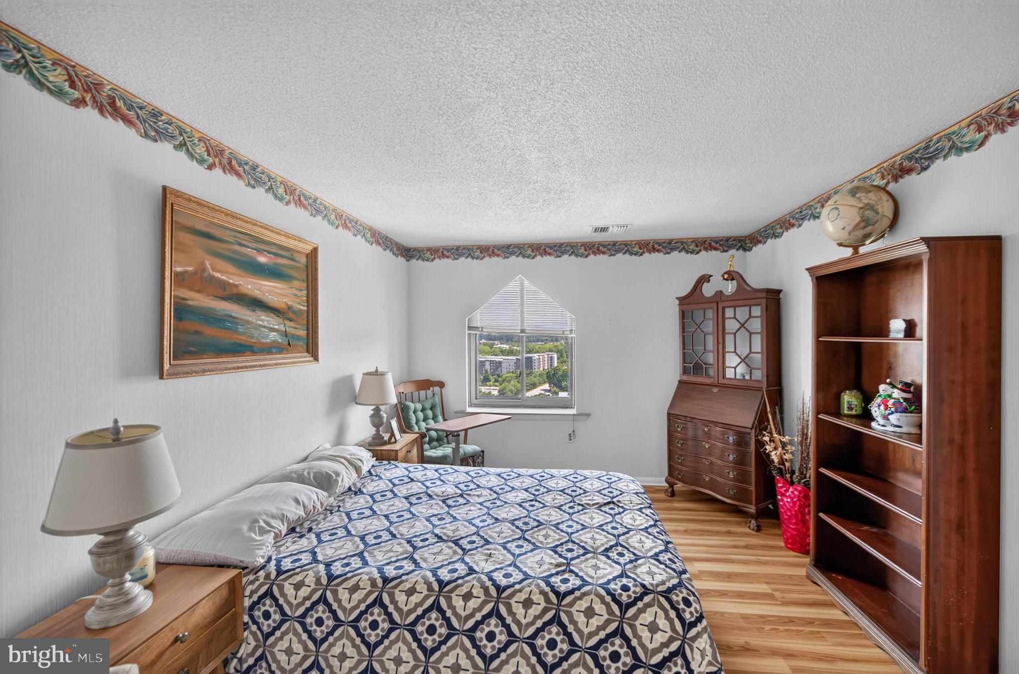 VALLEY FORGE TOWER - Residential