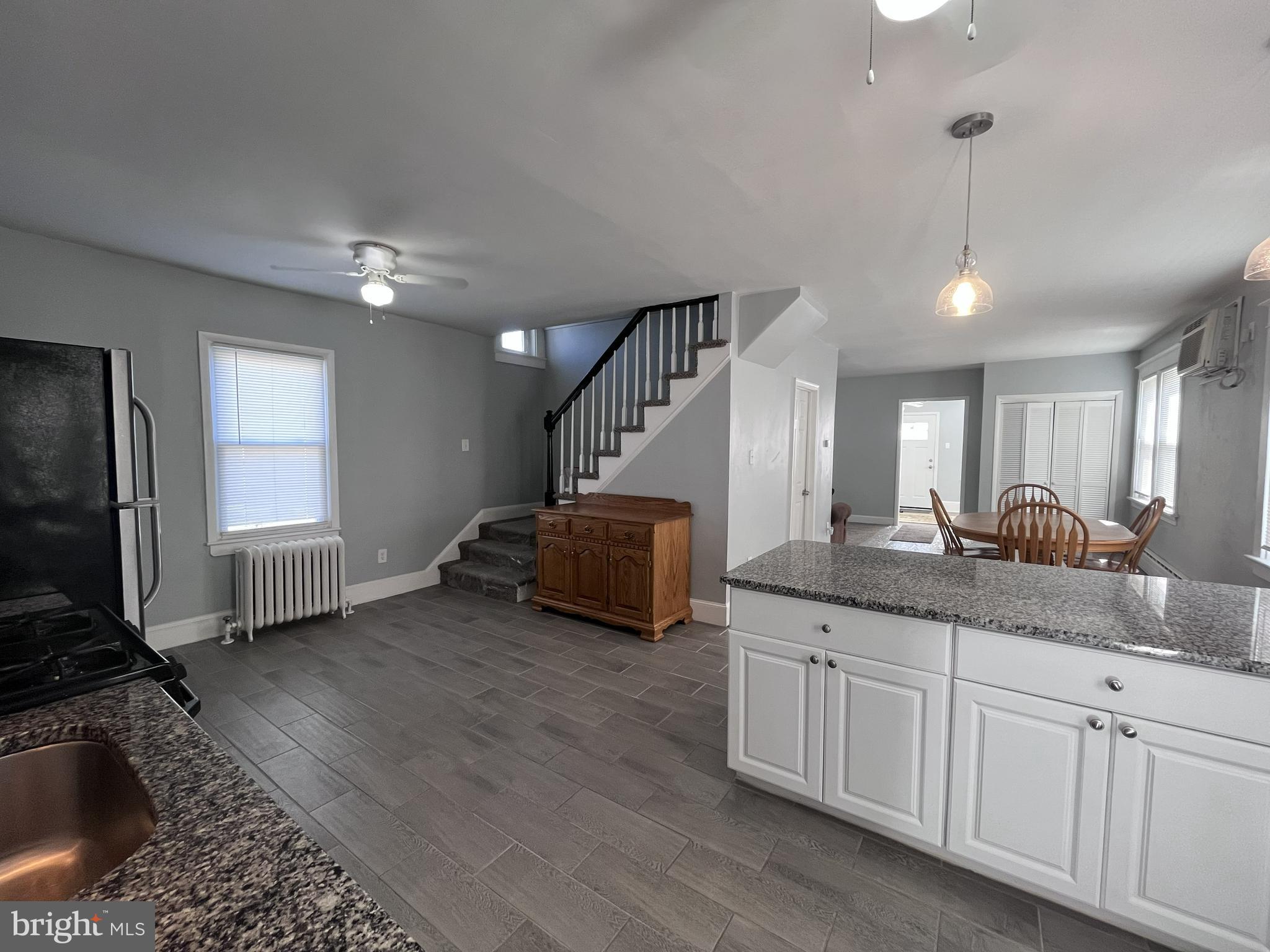 COLLINGDALE - Residential
