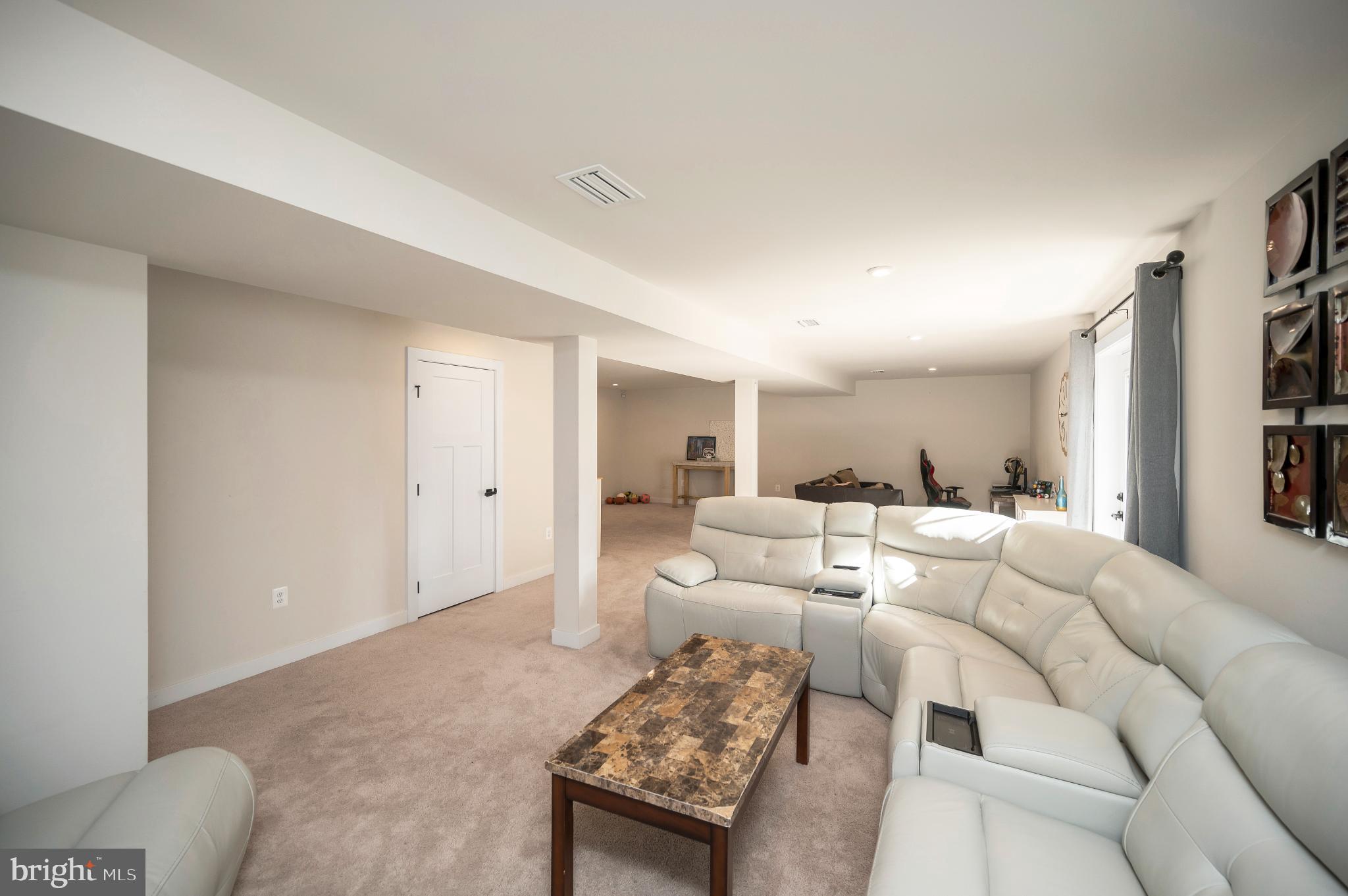 LEES PARKE - Residential