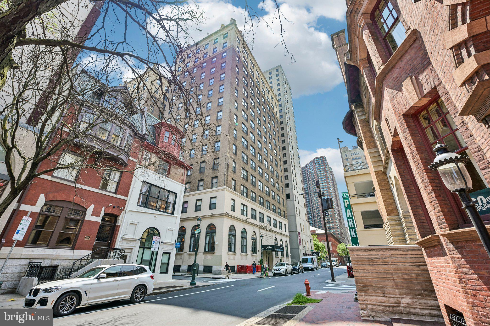 CENTER CITY - Residential