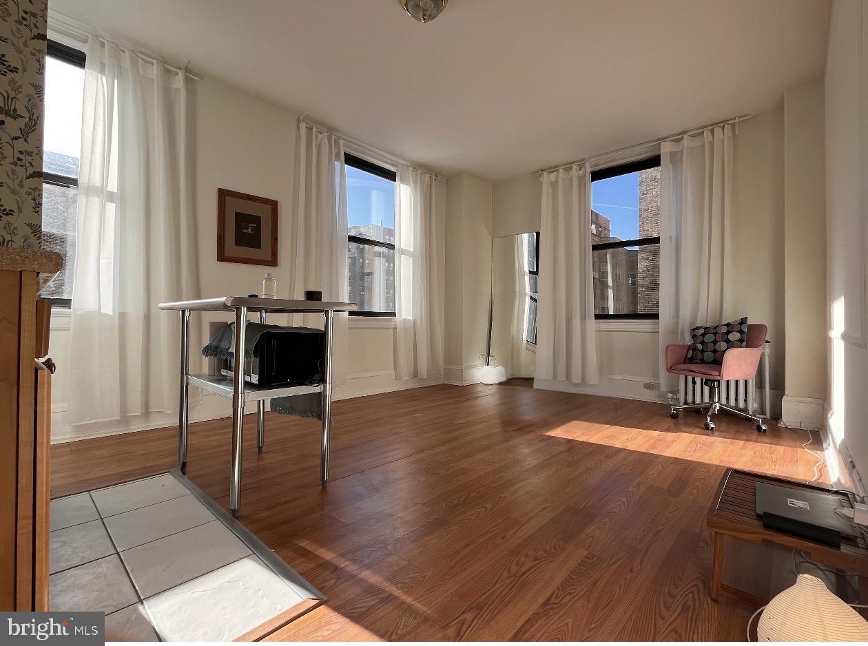 CENTER CITY - Residential