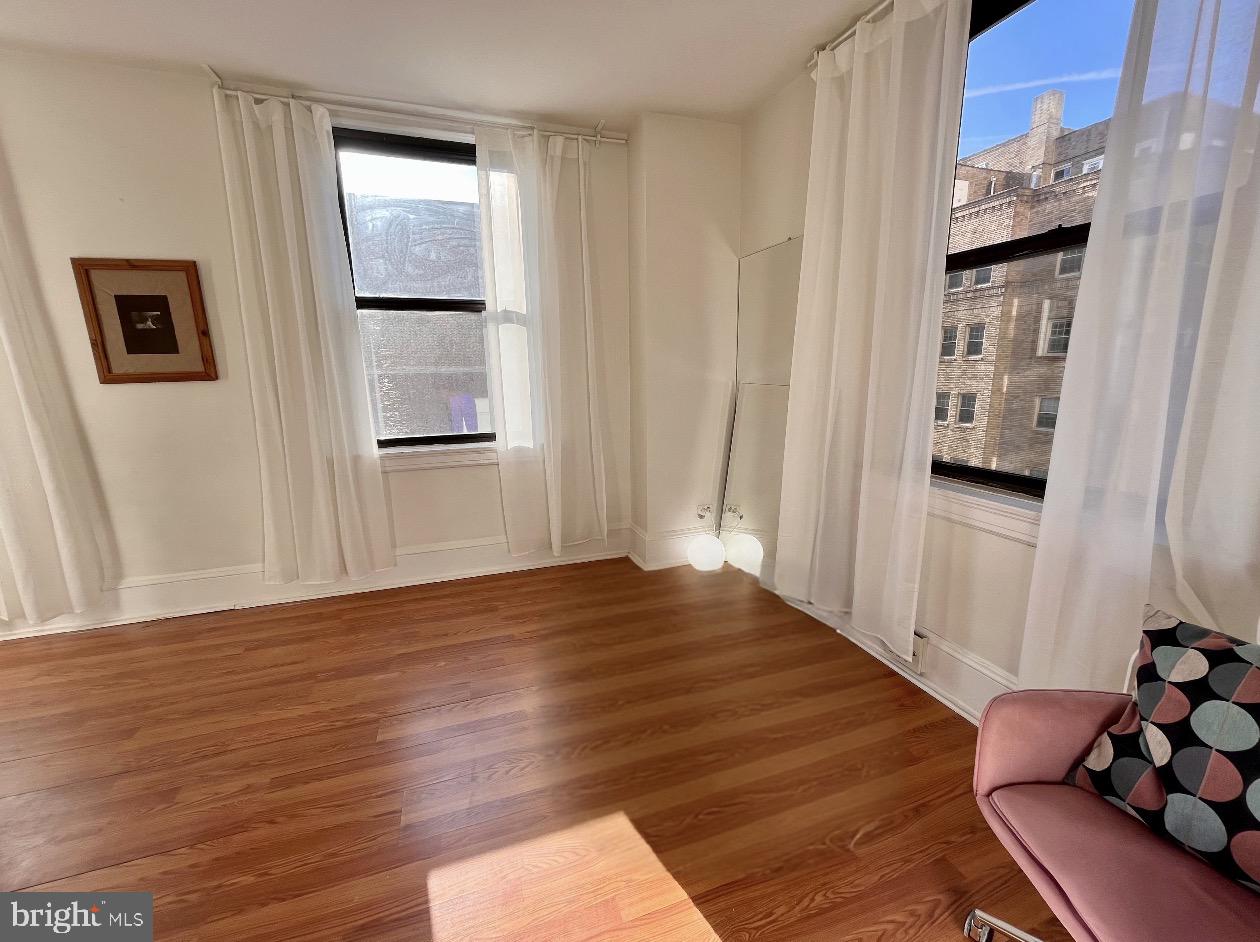 CENTER CITY - Residential