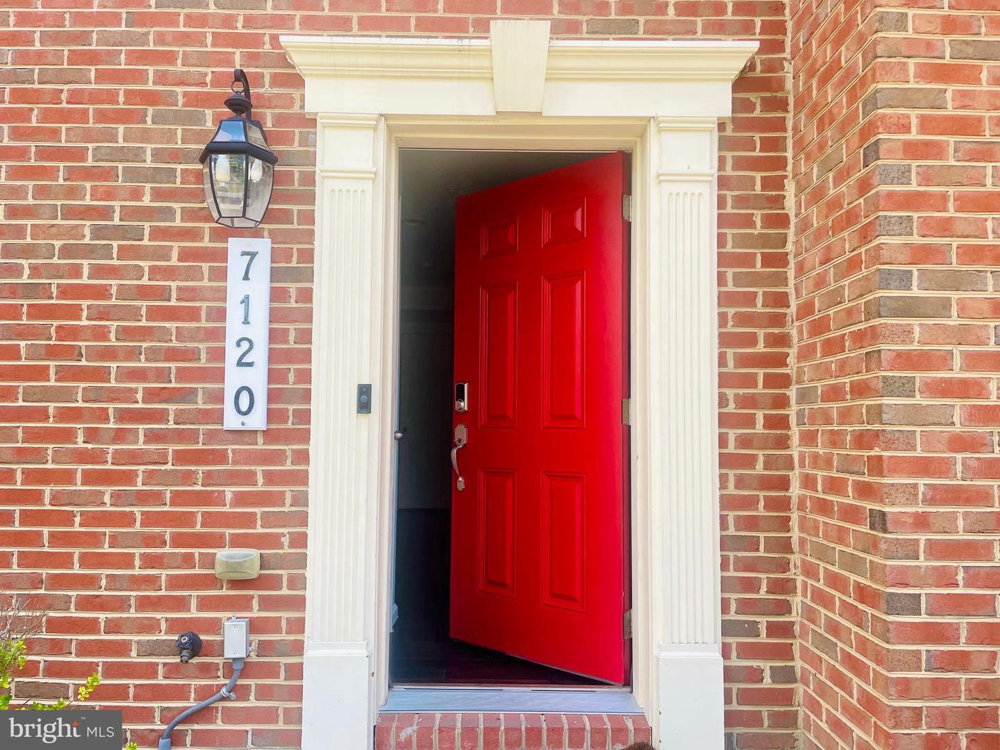 OXFORD SQUARE - Residential