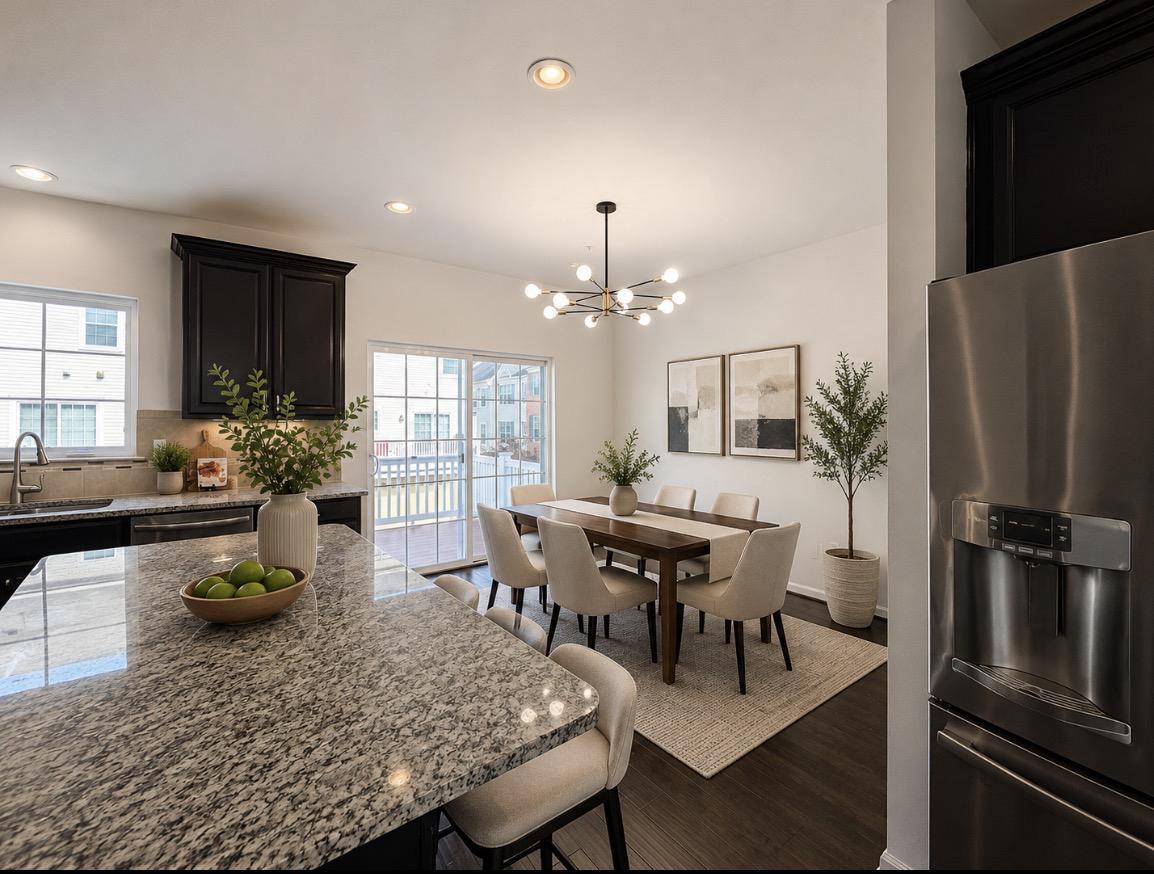 OXFORD SQUARE - Residential