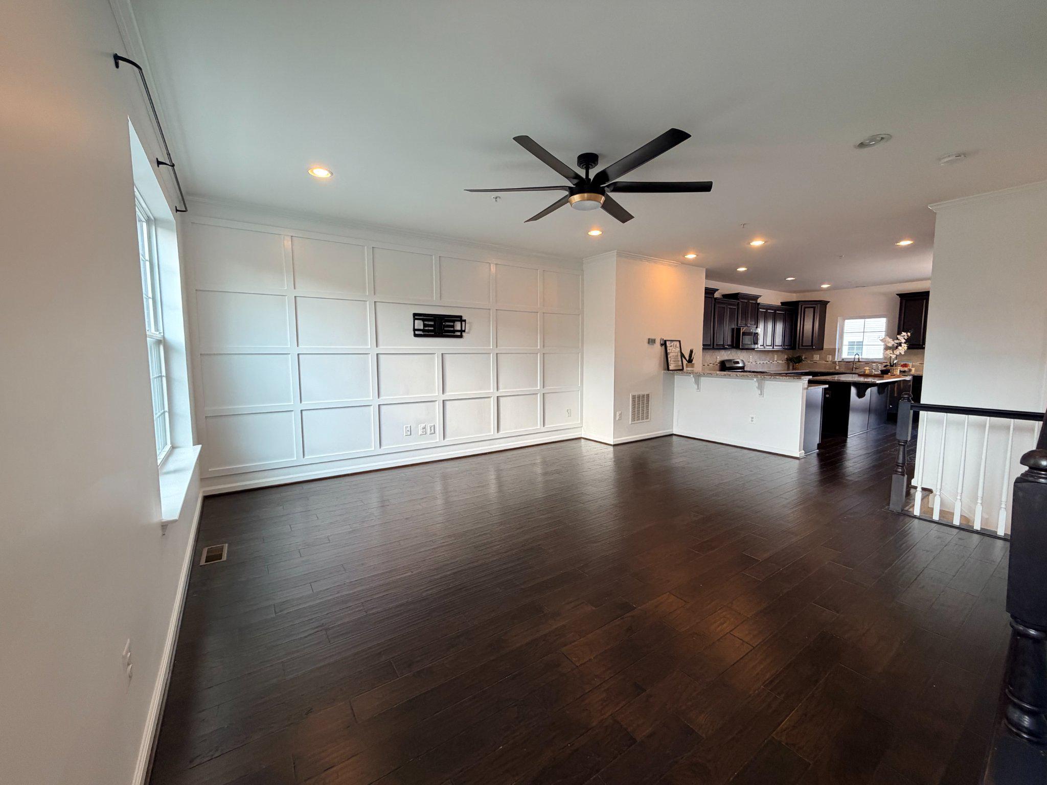 OXFORD SQUARE - Residential