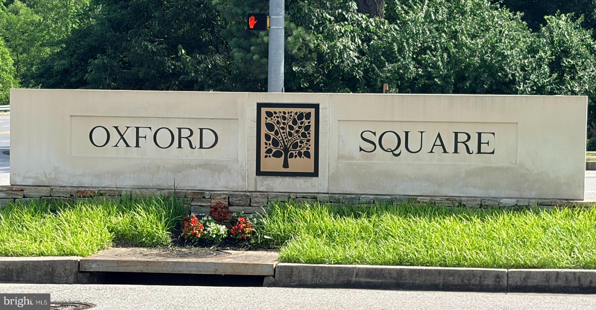 OXFORD SQUARE - Residential
