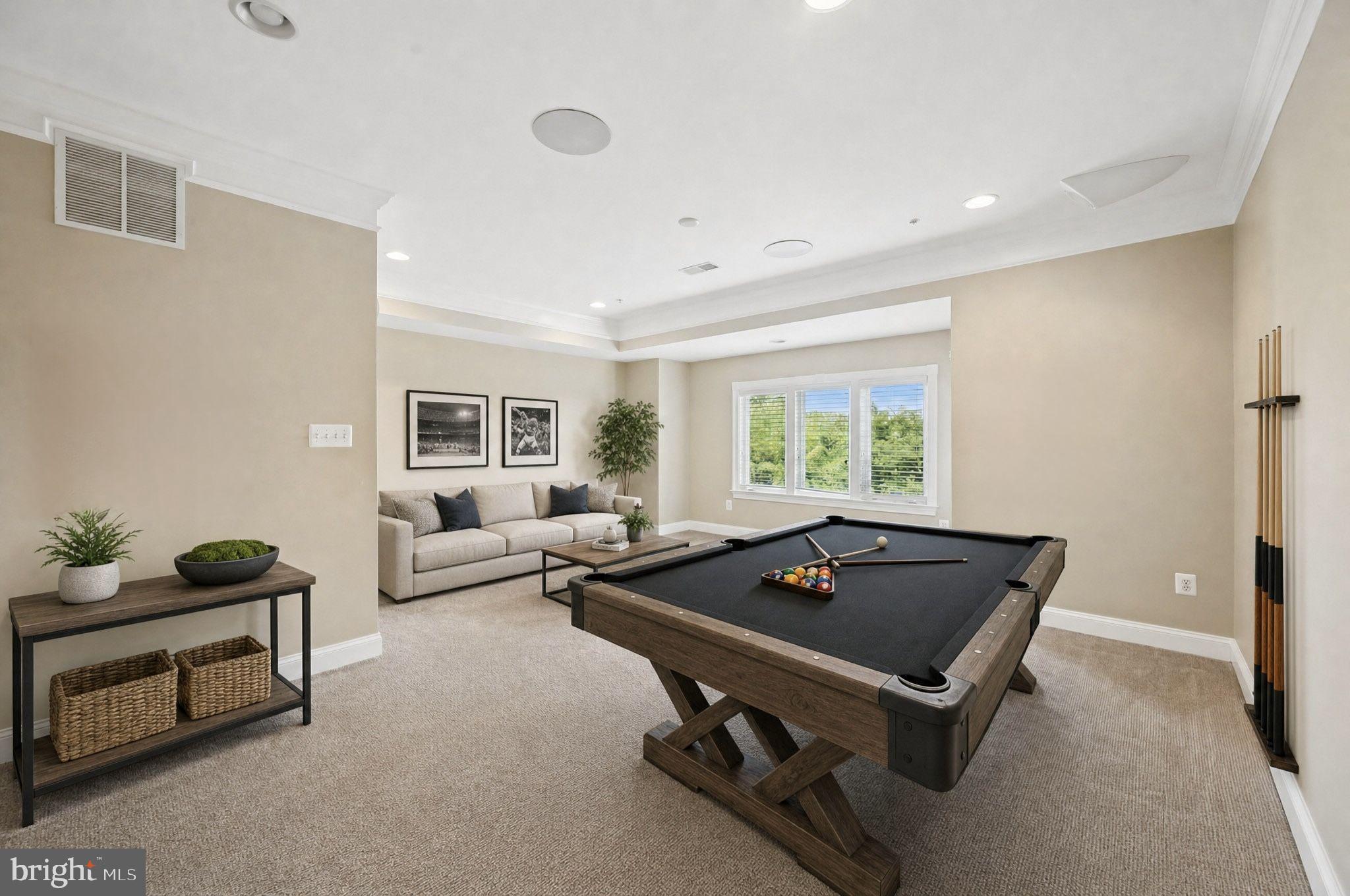STONE LAKE - Residential