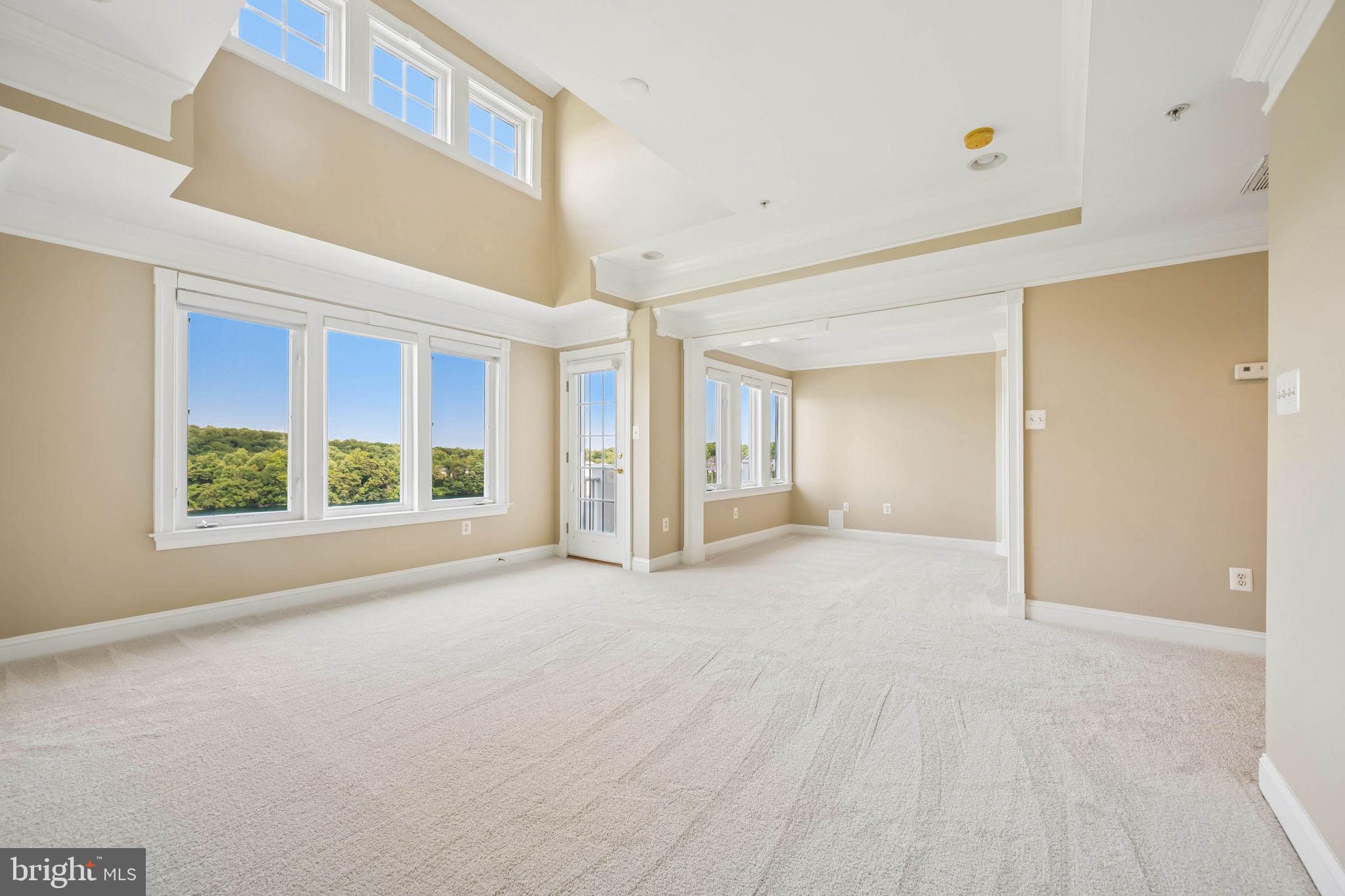 STONE LAKE - Residential