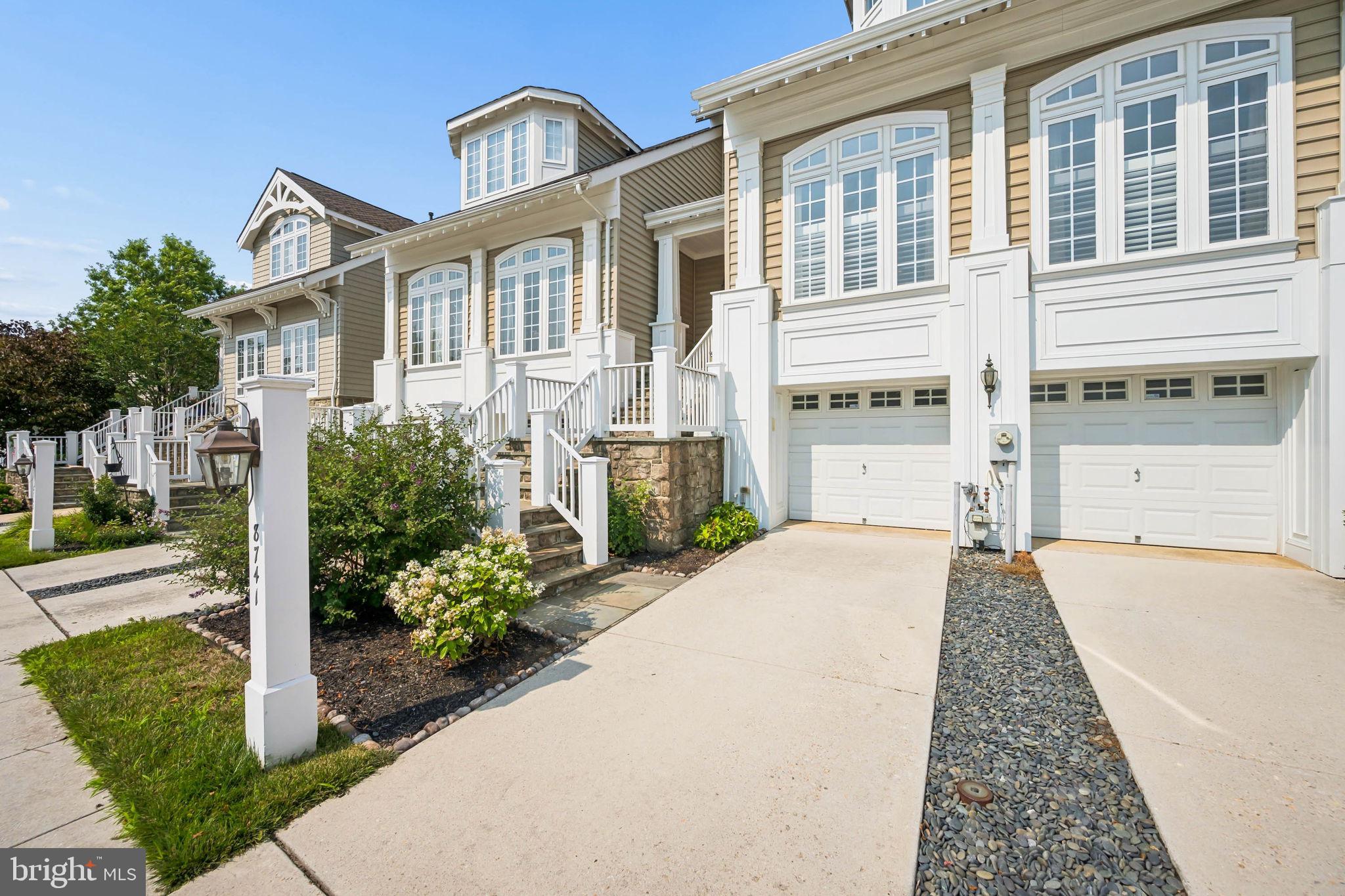 STONE LAKE - Residential