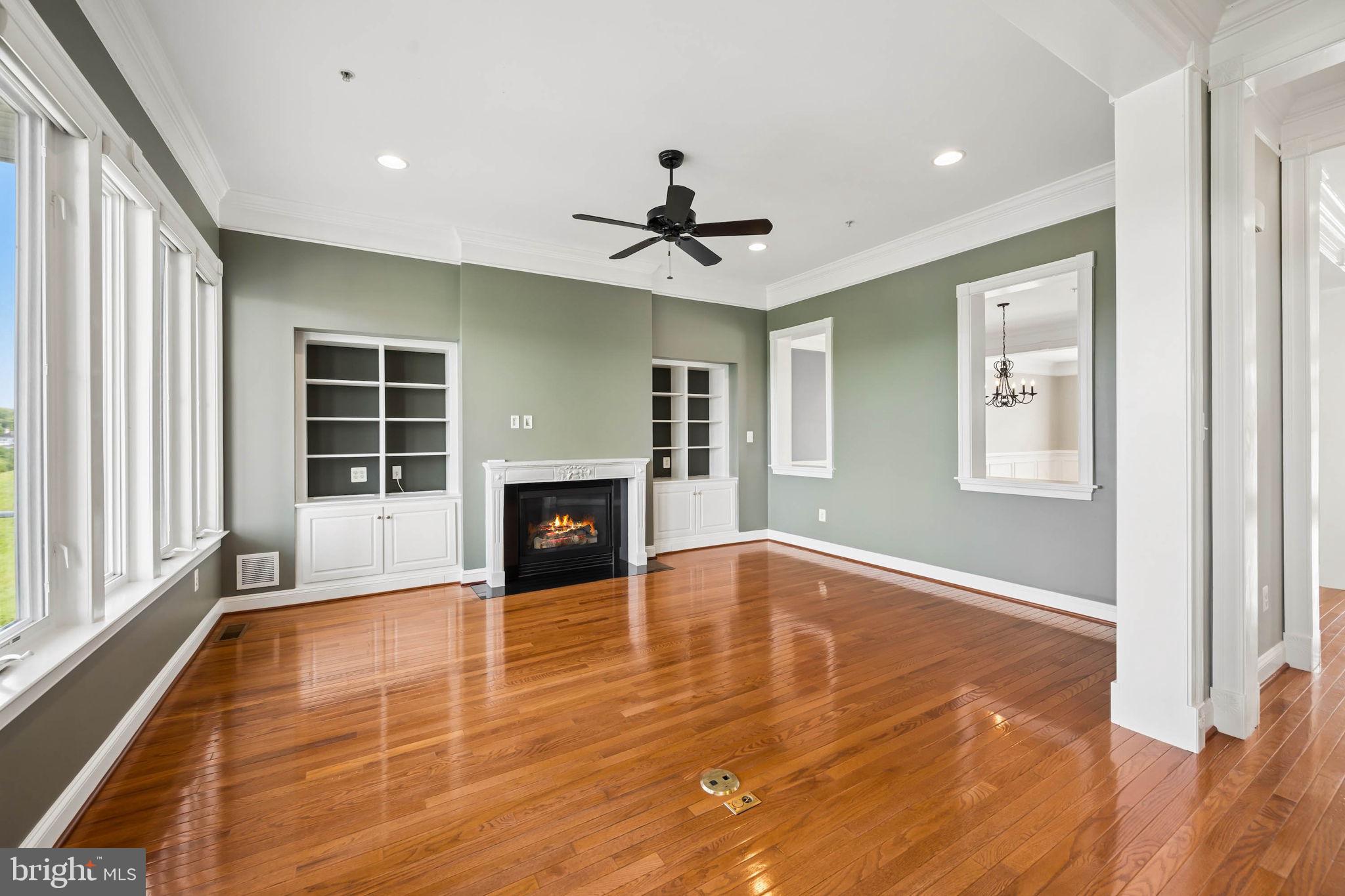 STONE LAKE - Residential