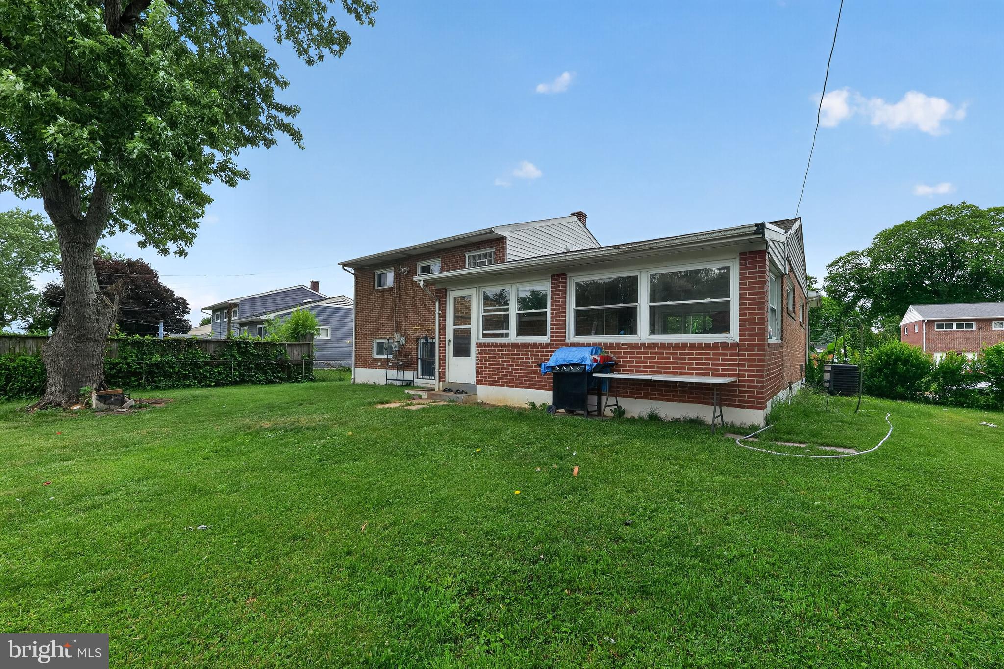 CATONSVILLE MANOR - Residential