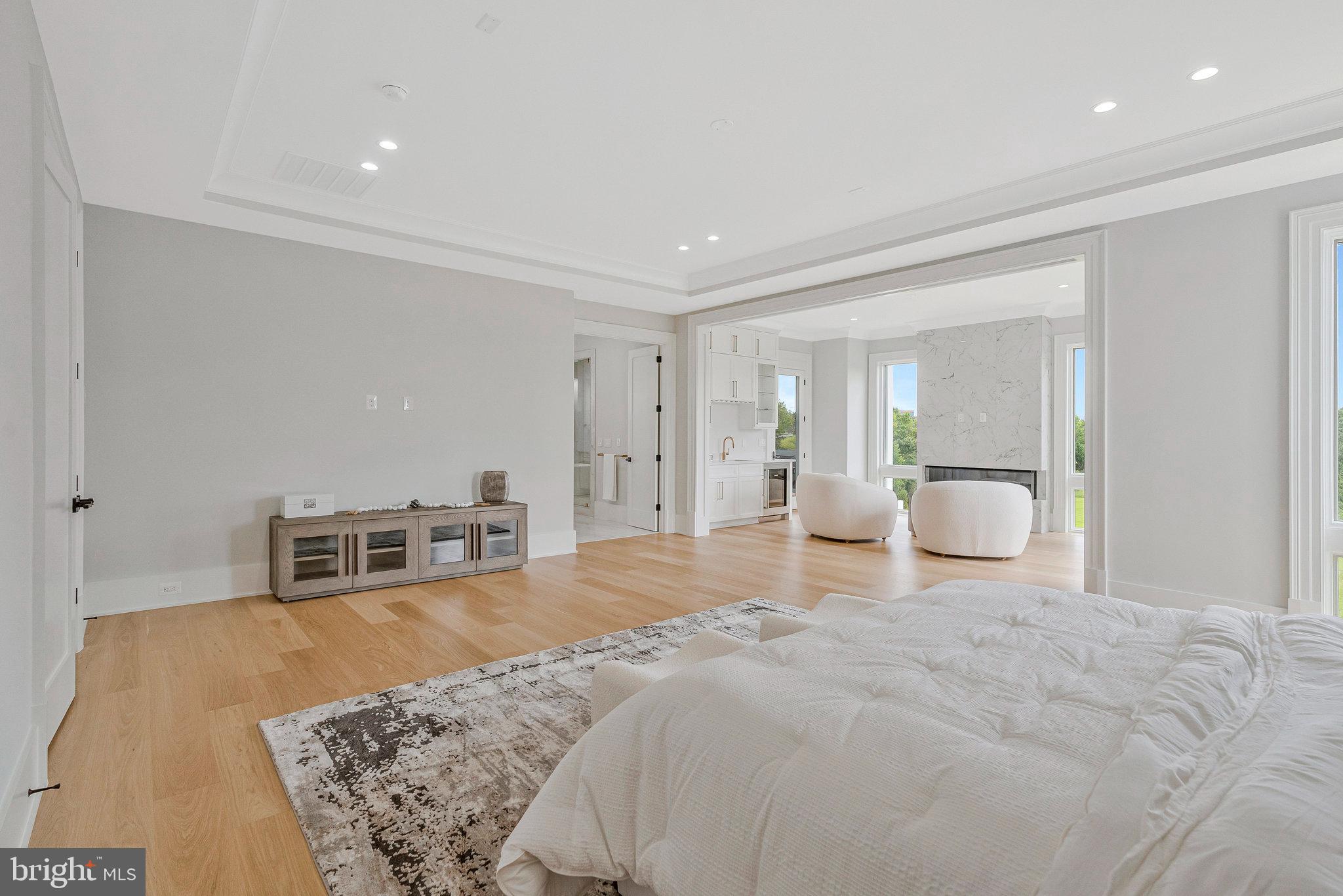 BROYHILL LANGLEY ESTATES - Residential