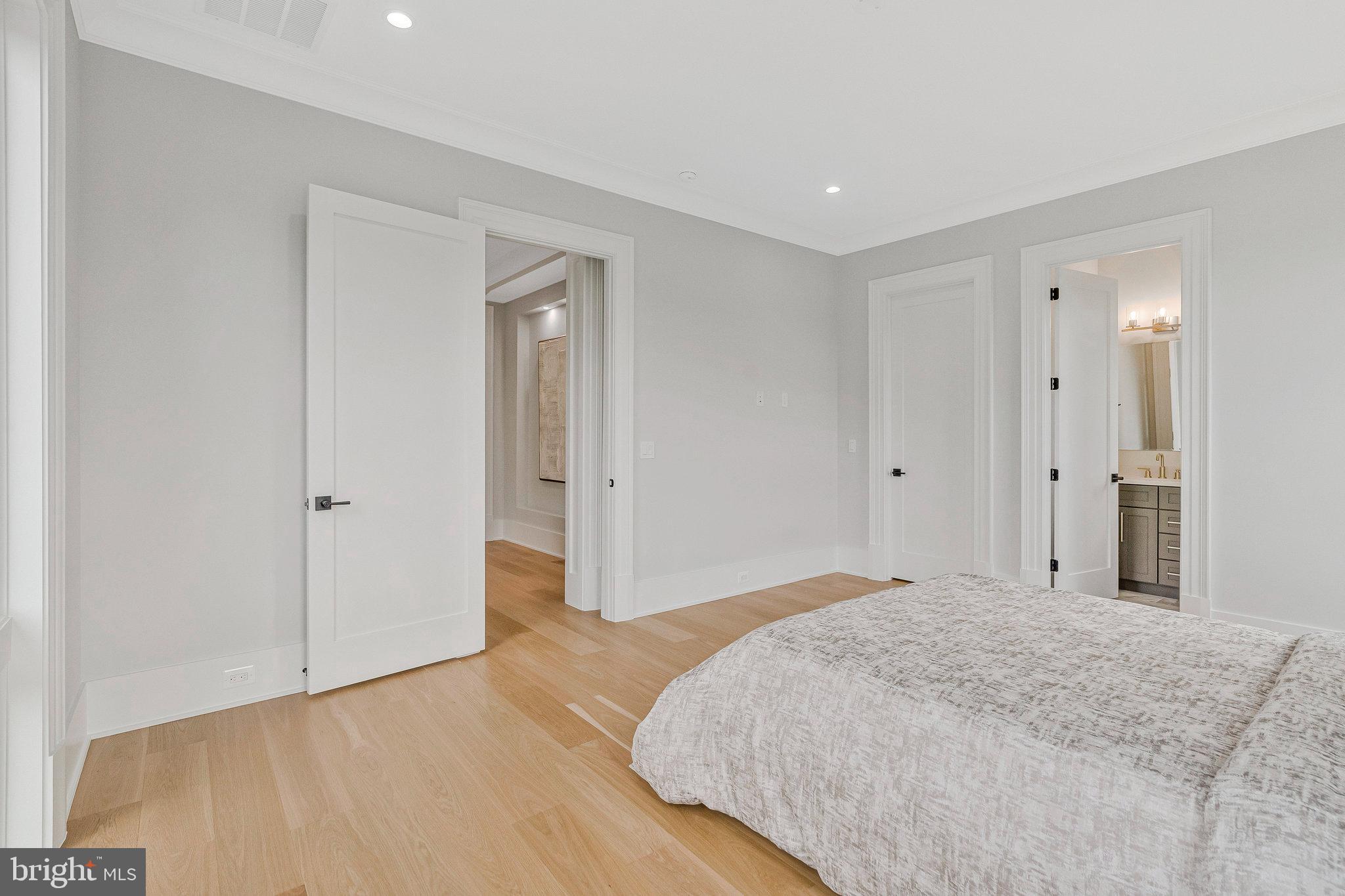BROYHILL LANGLEY ESTATES - Residential