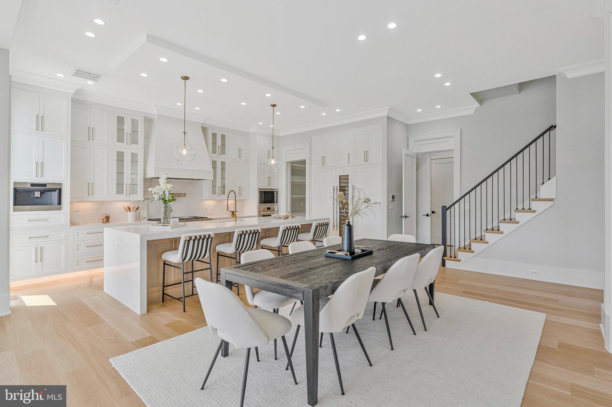 BROYHILL LANGLEY ESTATES - Residential