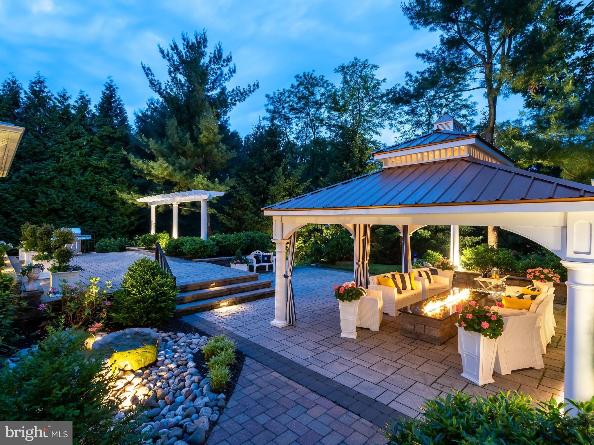 VALLEY FORGE WOODS - Residential