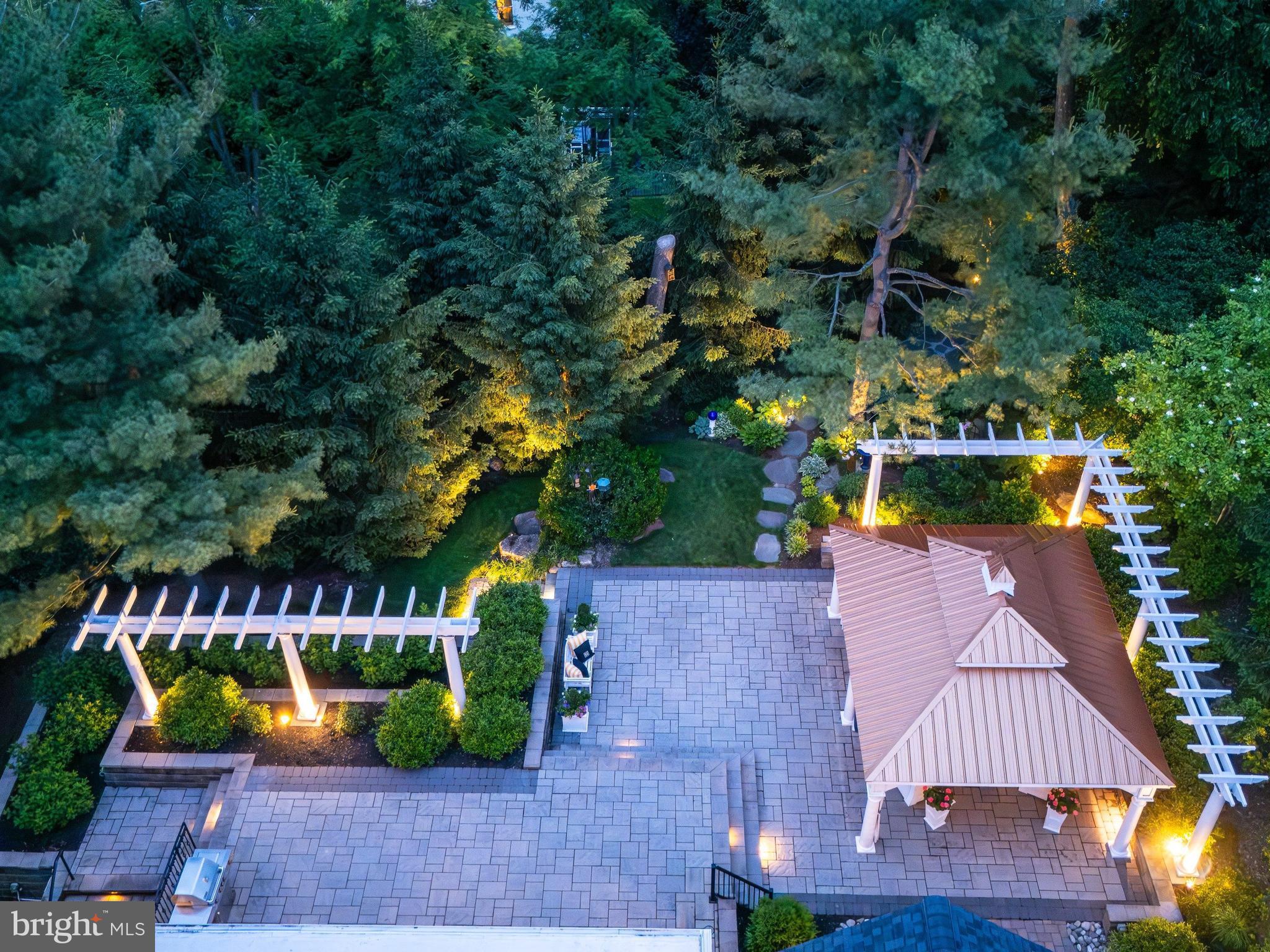 VALLEY FORGE WOODS - Residential