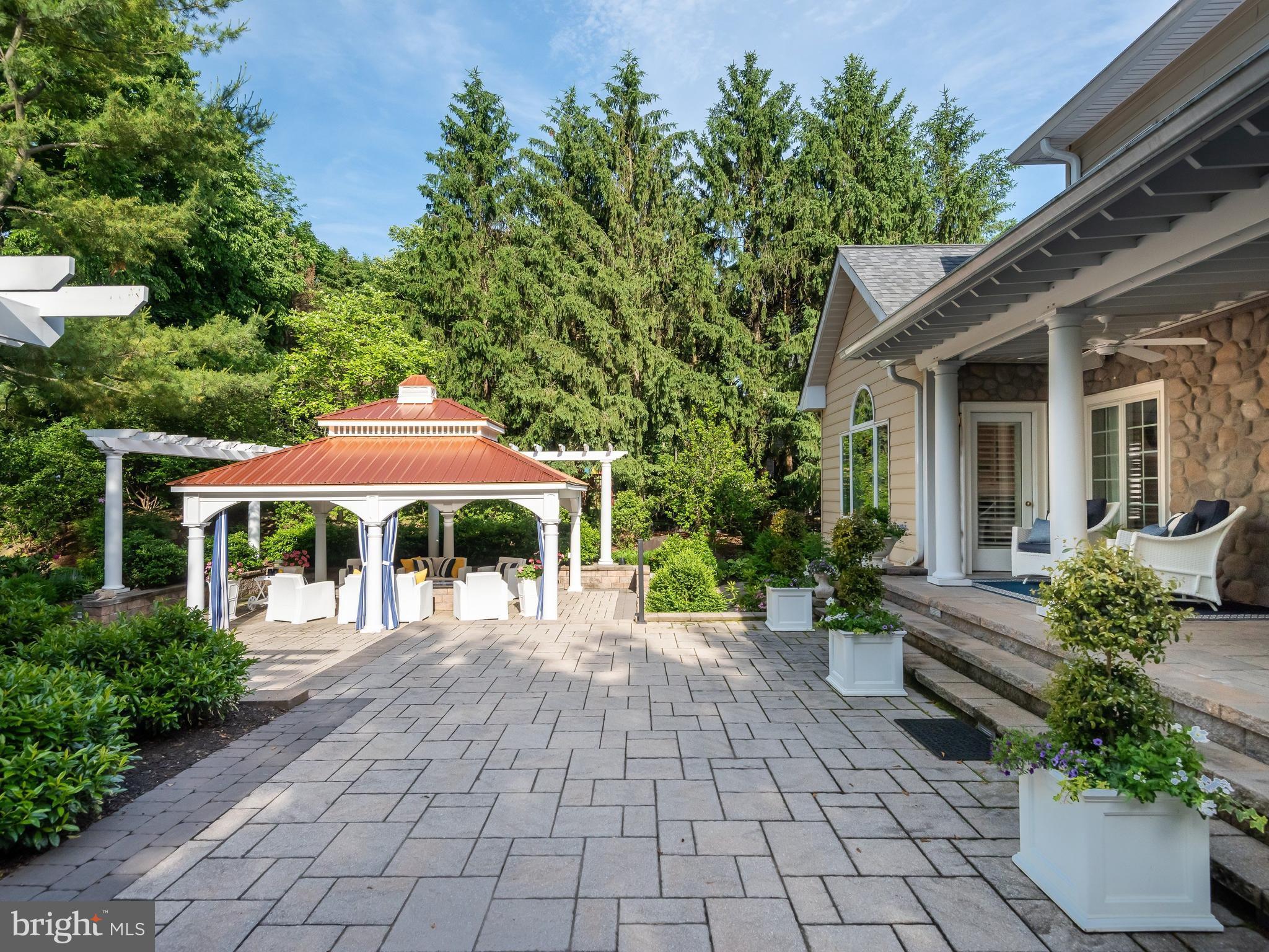 VALLEY FORGE WOODS - Residential