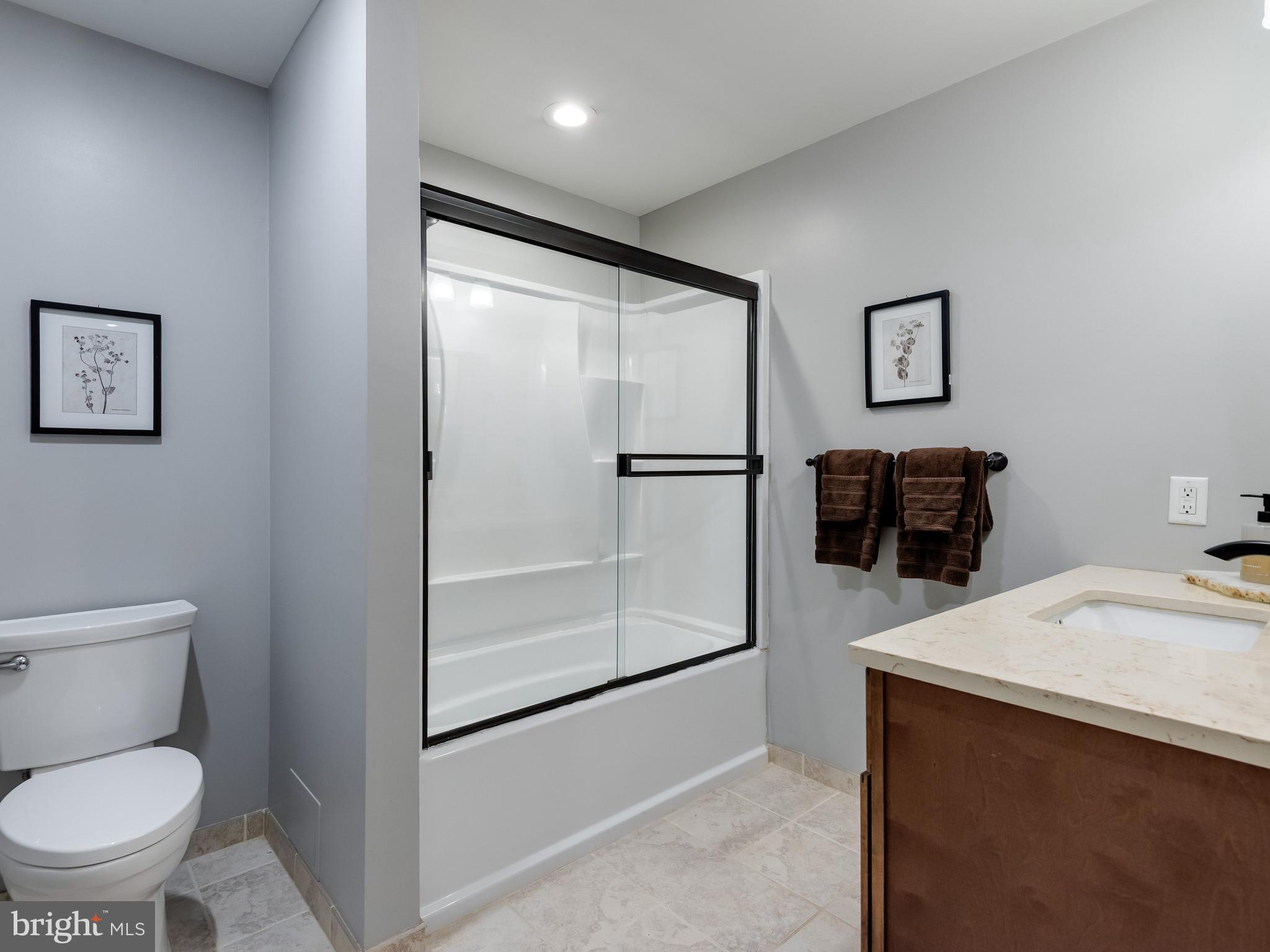 VALLEY FORGE WOODS - Residential