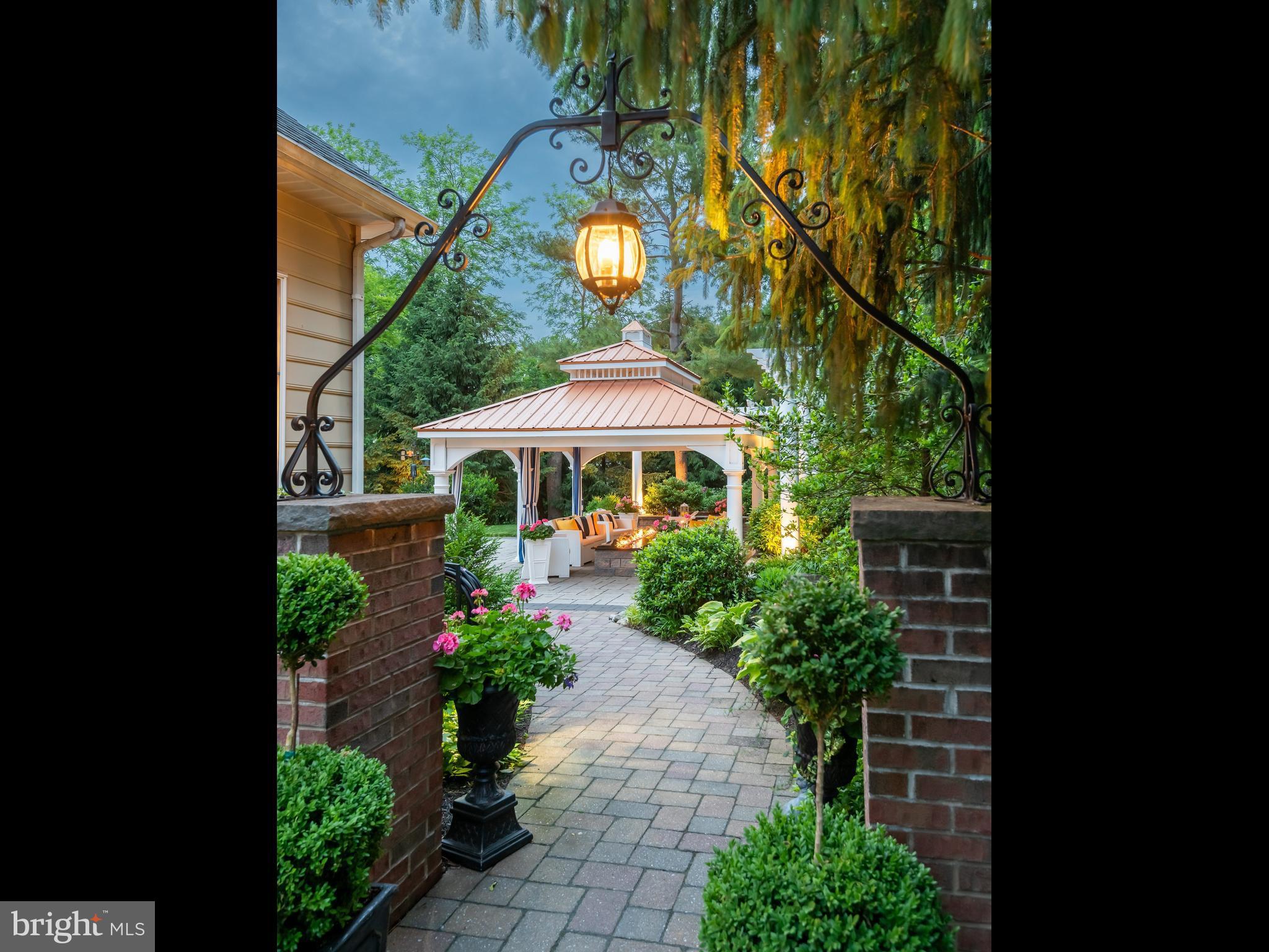 VALLEY FORGE WOODS - Residential