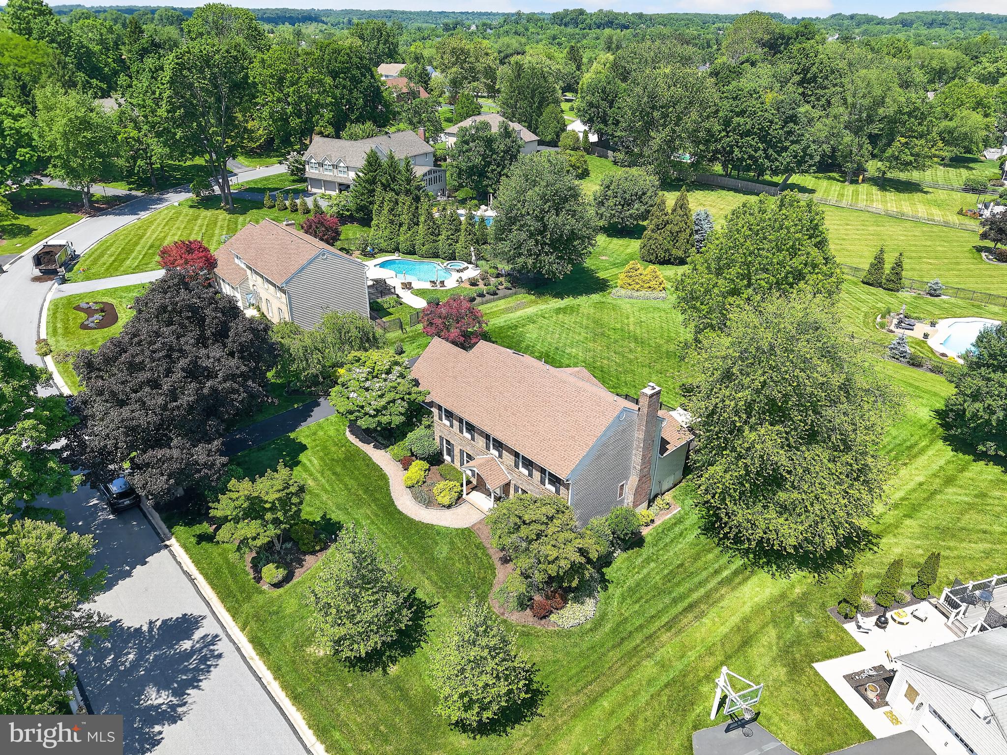 BOW TREE - Residential