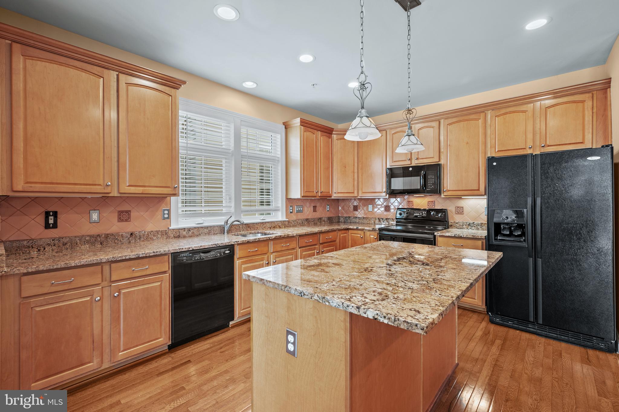 ELLICOTT HILLS - Residential