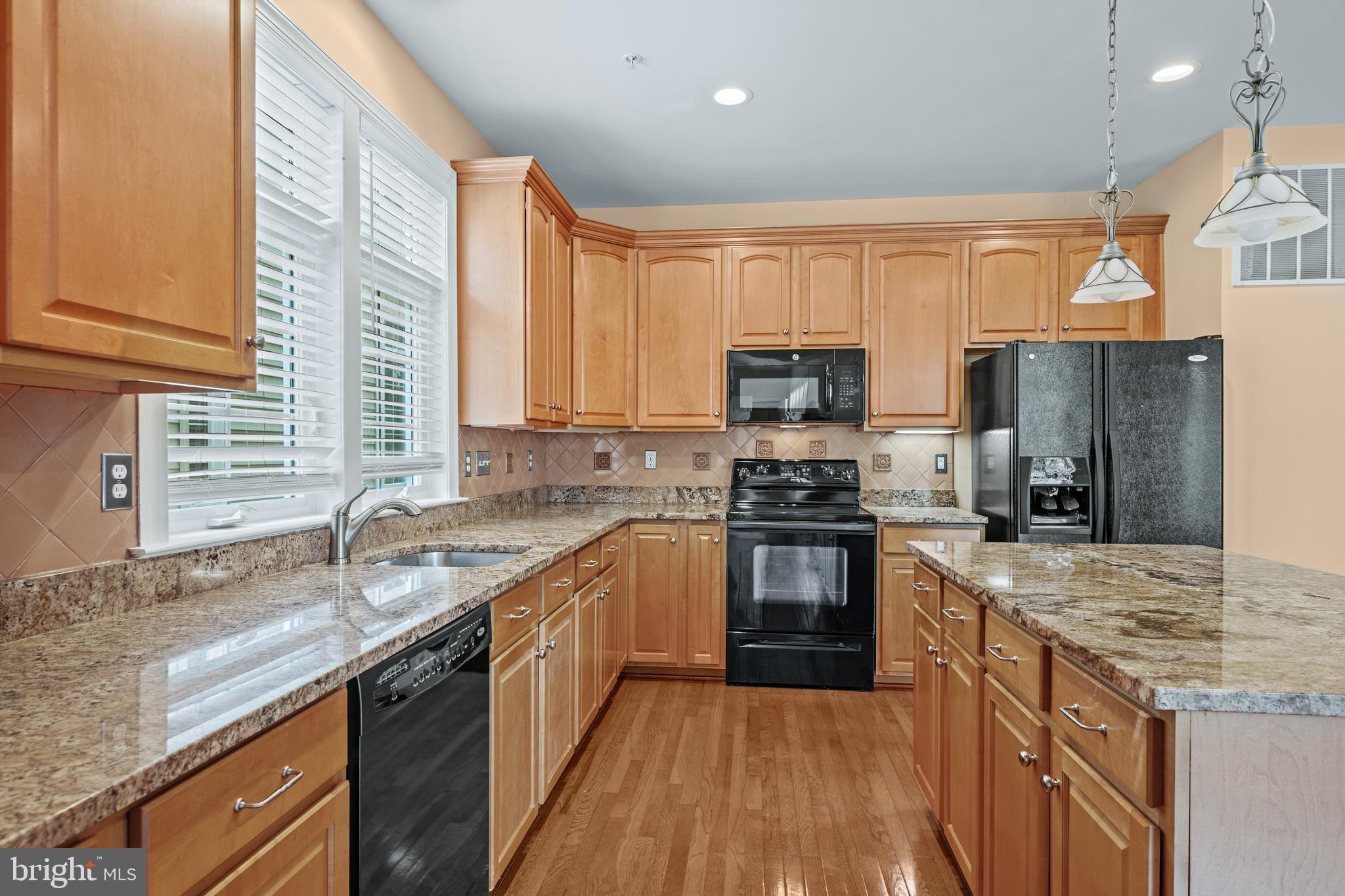 ELLICOTT HILLS - Residential