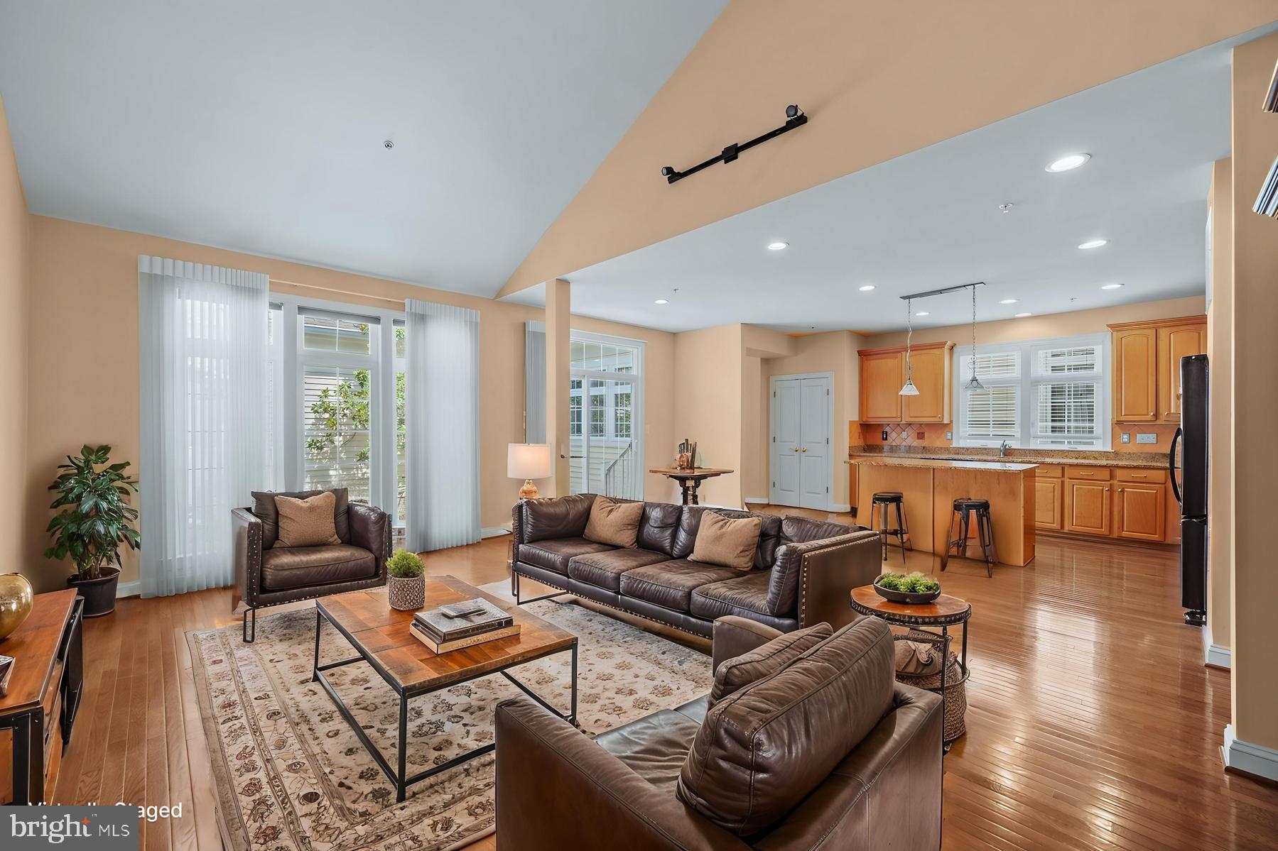 ELLICOTT HILLS - Residential