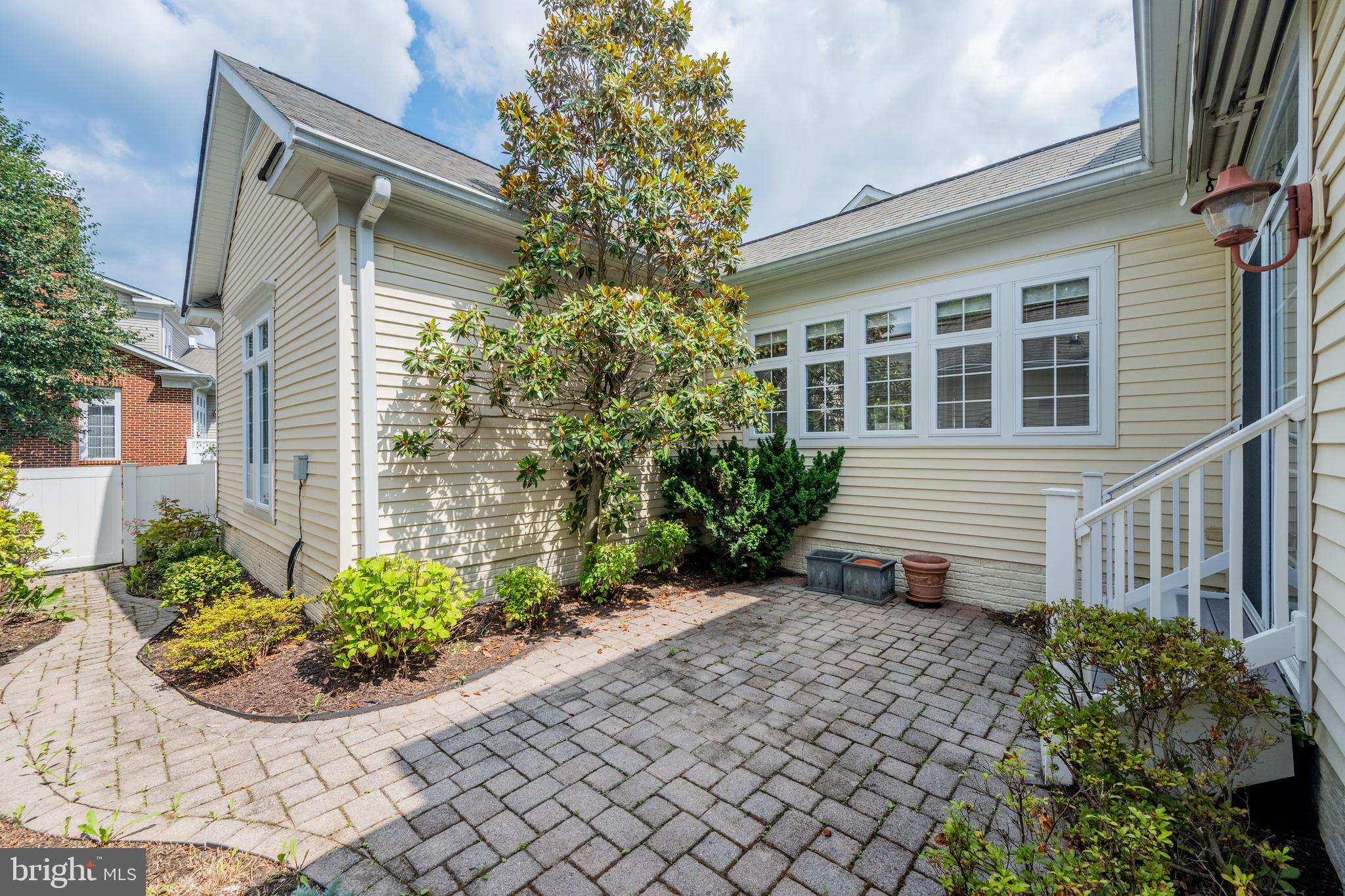 ELLICOTT HILLS - Residential