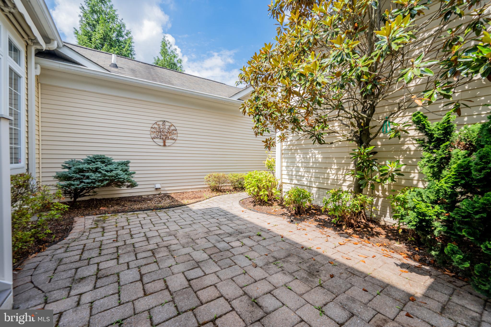 ELLICOTT HILLS - Residential